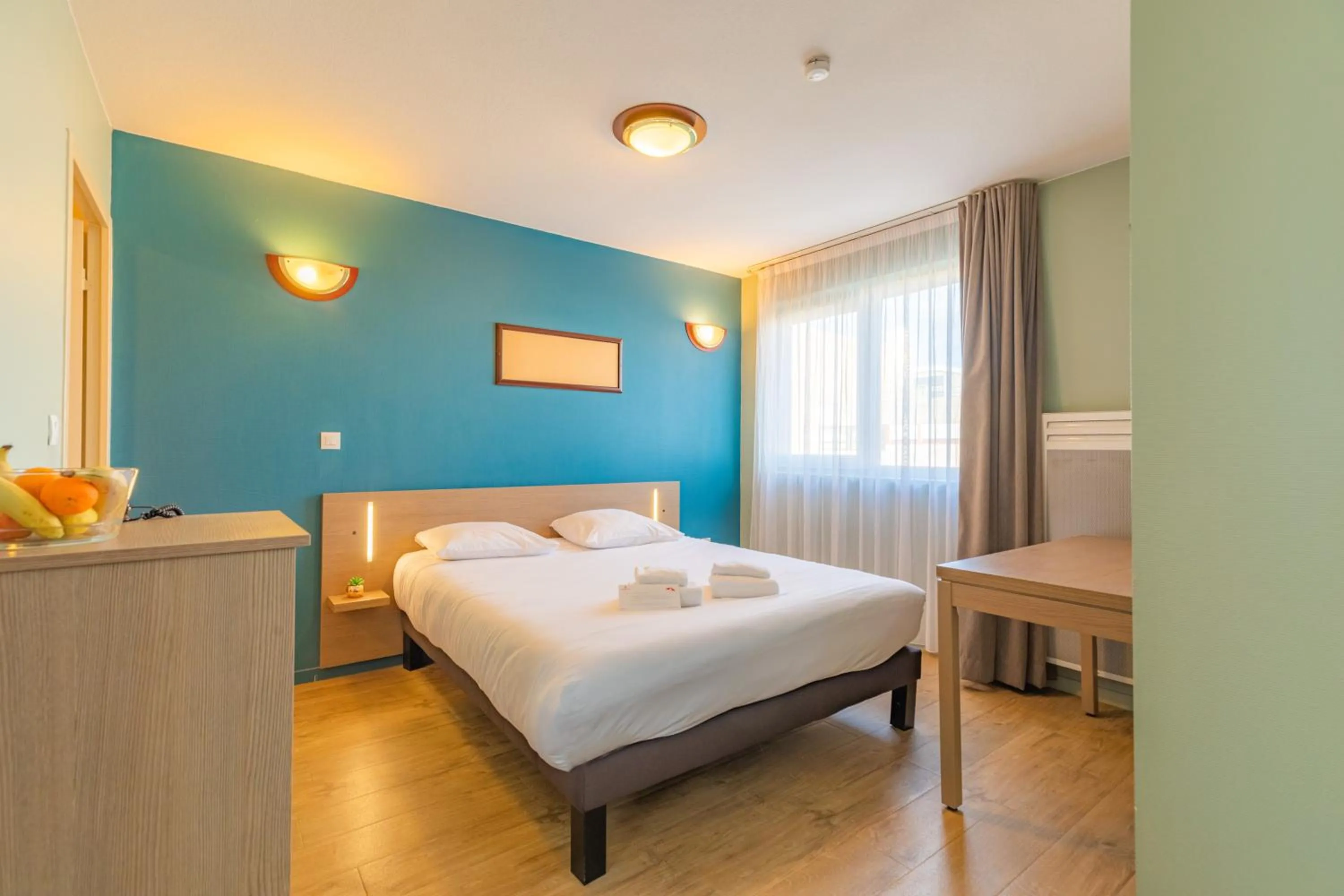 Photo of the whole room, Bed in Appart'City Classic La Roche sur Yon Centre