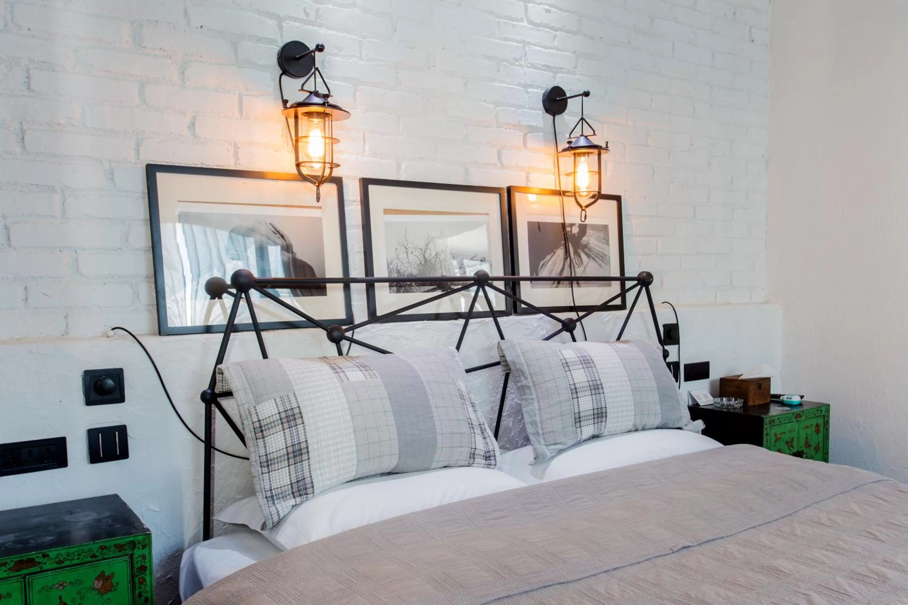 Bedroom, Bed in Hidden Hotel