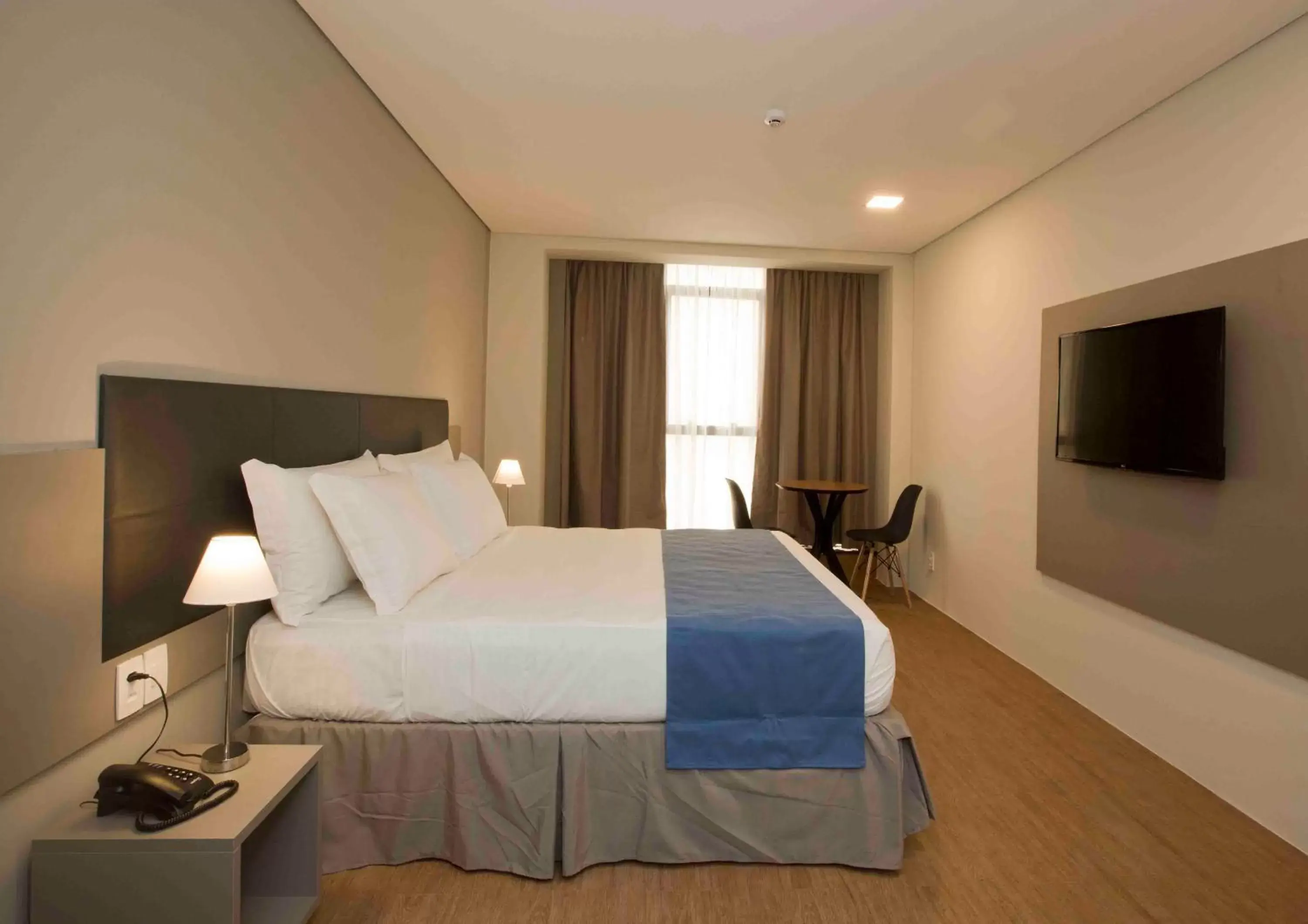 Photo of the whole room, Bed in Fity Hotel Photo of the whole room, Bed in Fity Hotel