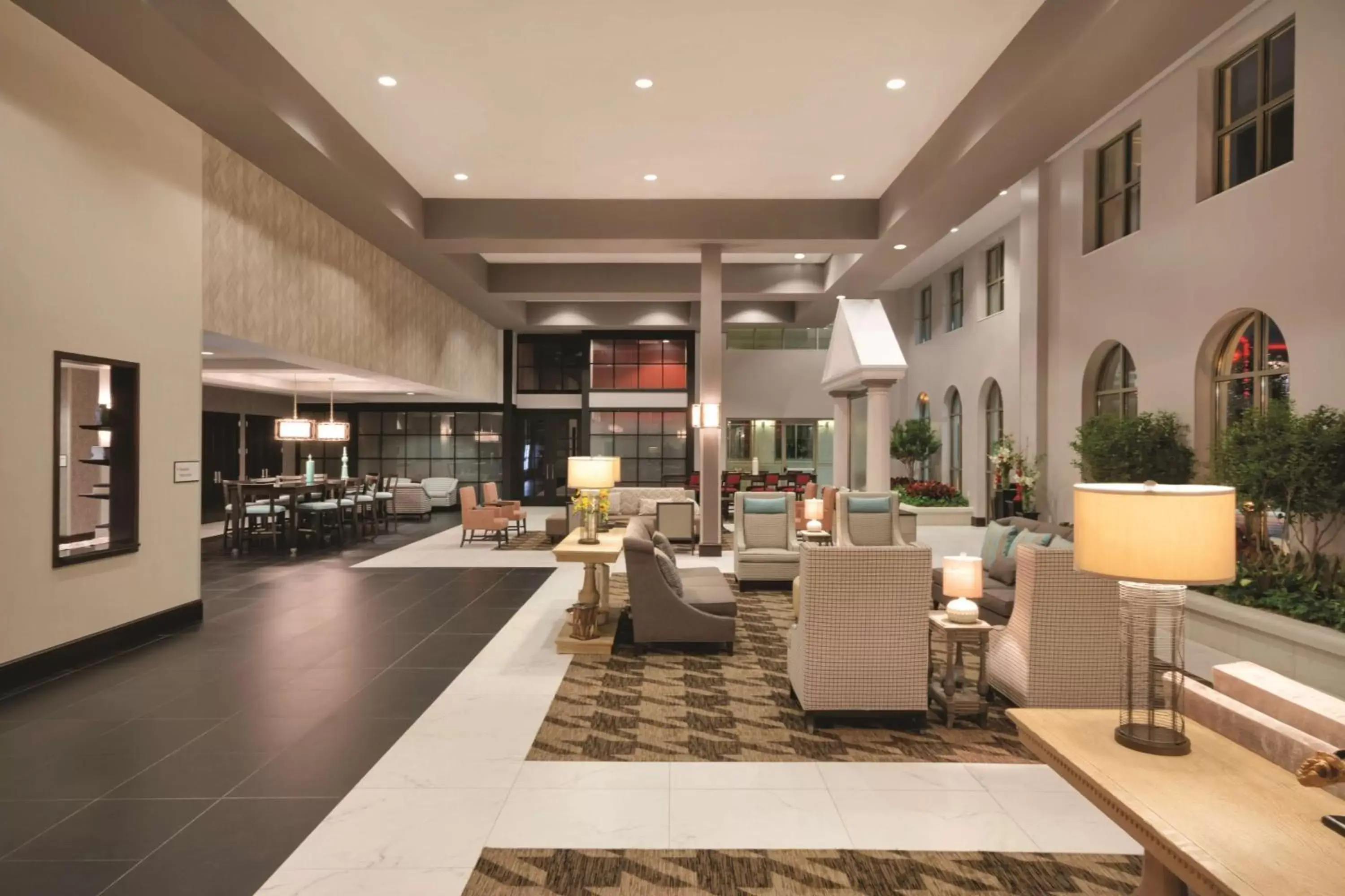 Lobby or reception in Embassy Suites by Hilton Tuscaloosa Alabama Downtown