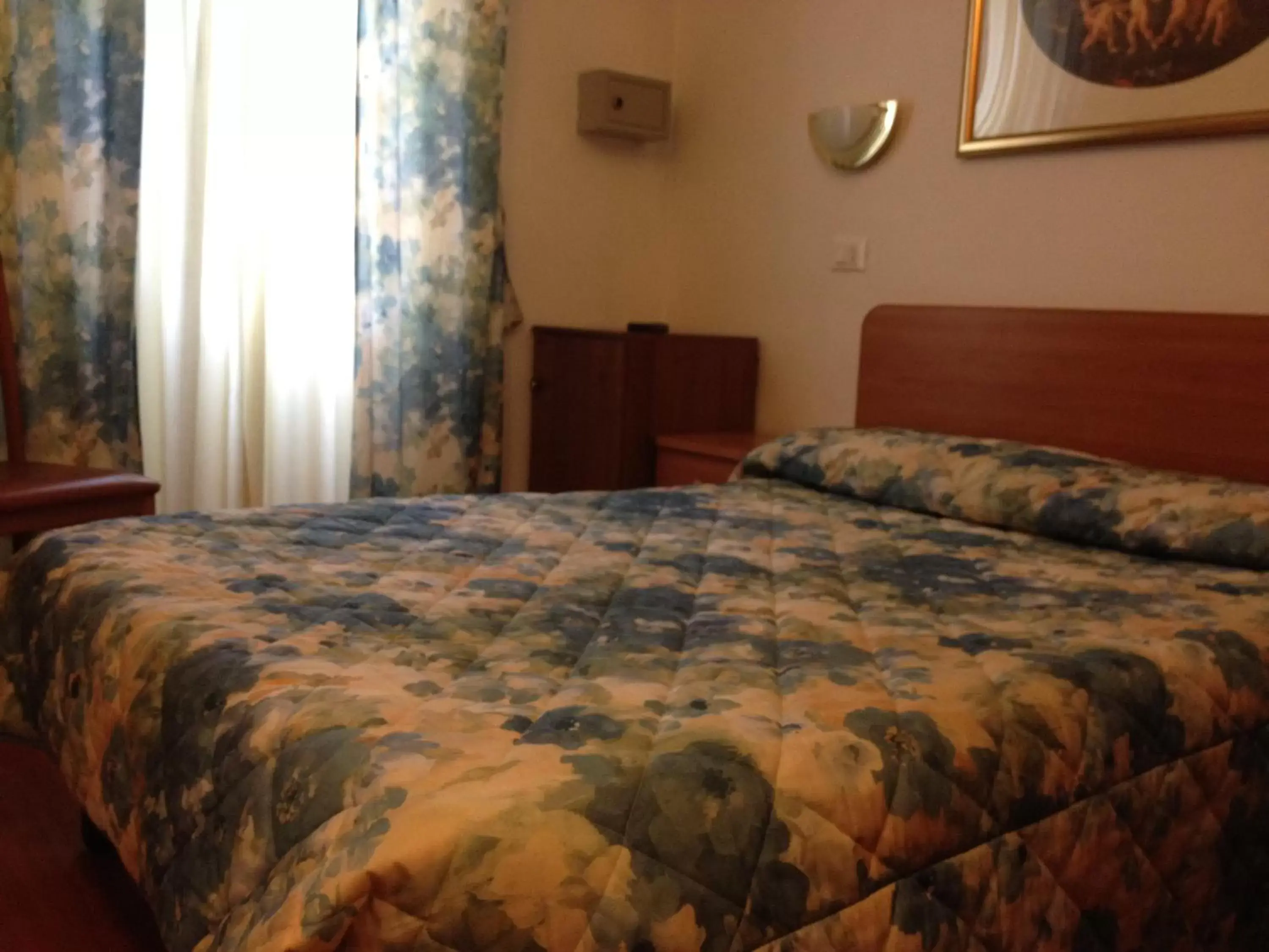 Bed in Hotel Tirreno