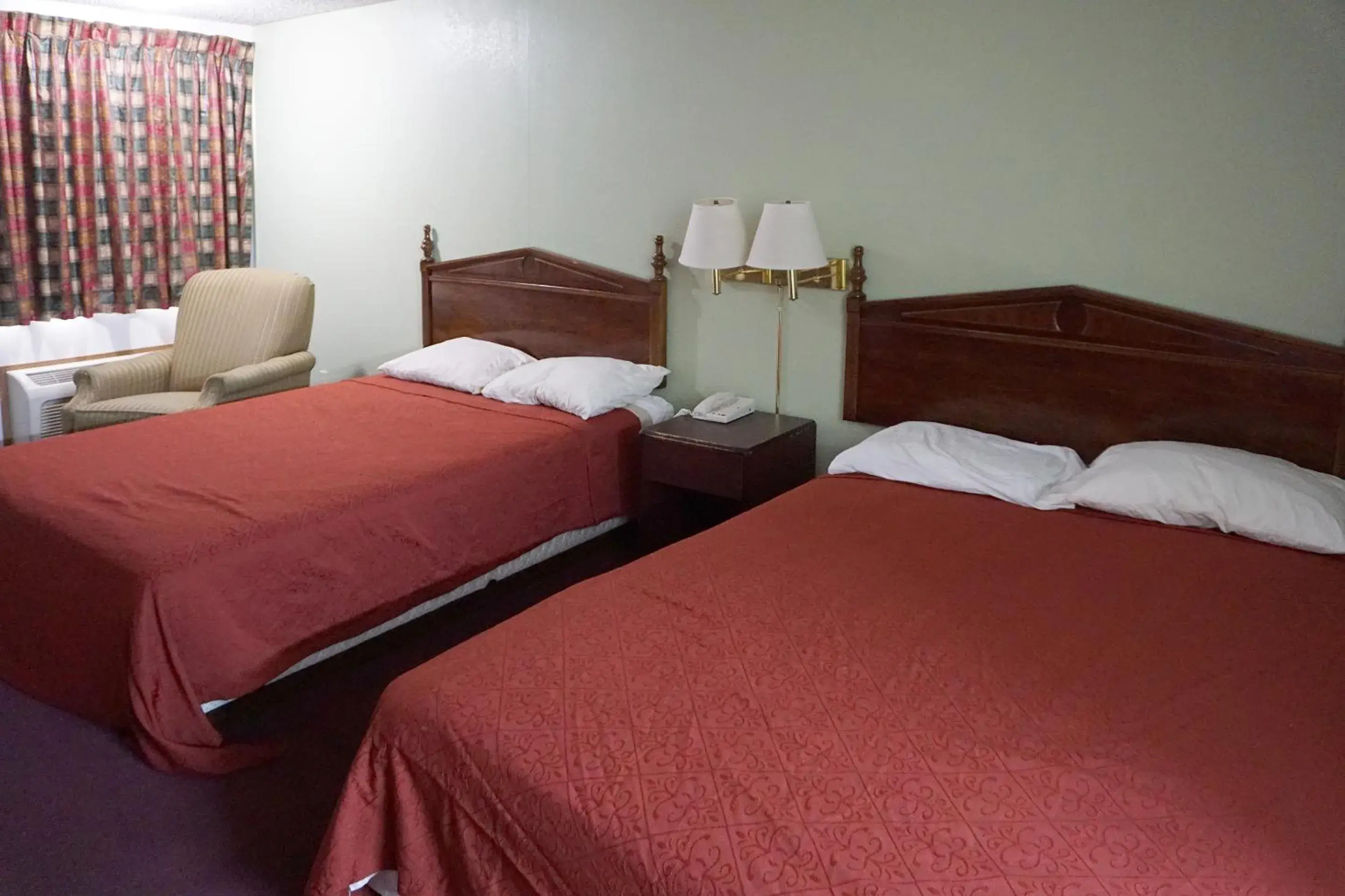 Bedroom, Room Photo in OYO Hotel Altus N Main St