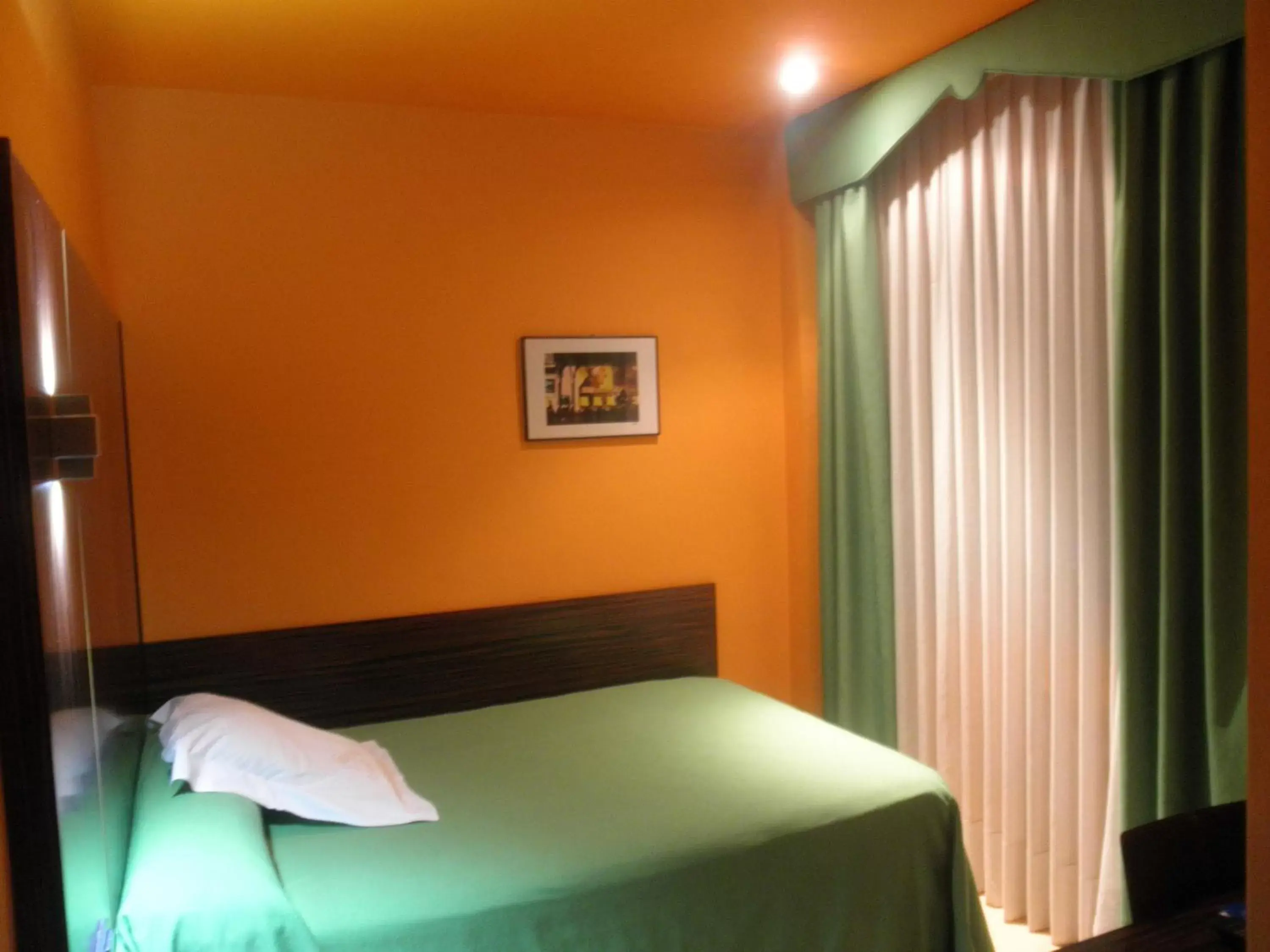 Photo of the whole room, Bed in Hotel Gran Via