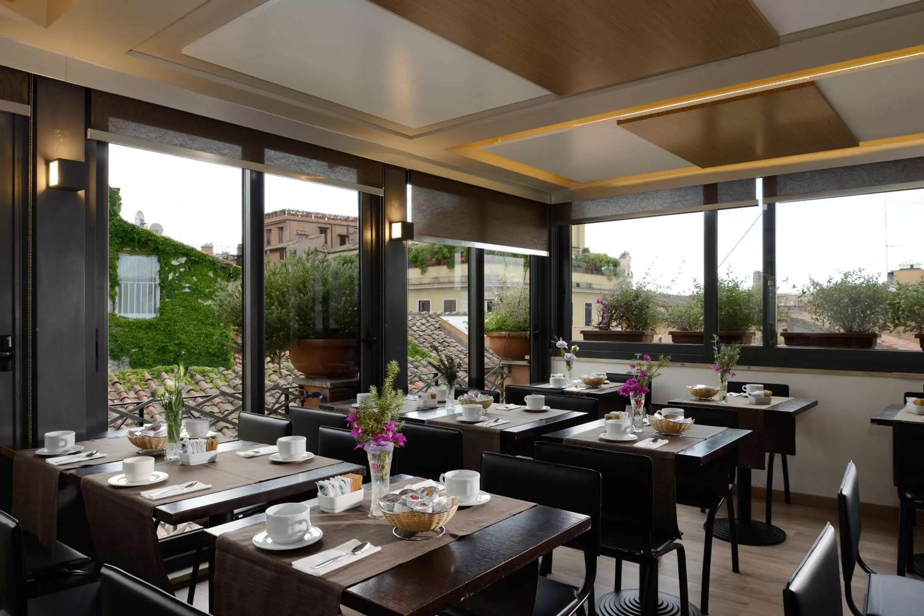 Restaurant/Places to Eat in Hotel Trevi - Gruppo Trevi Hotels