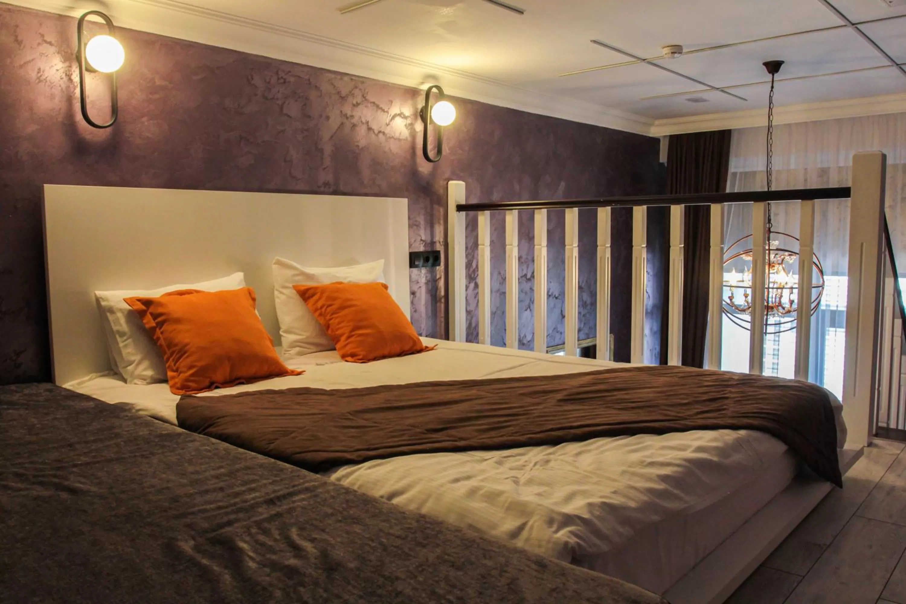 Bed in E-lite& Meatador