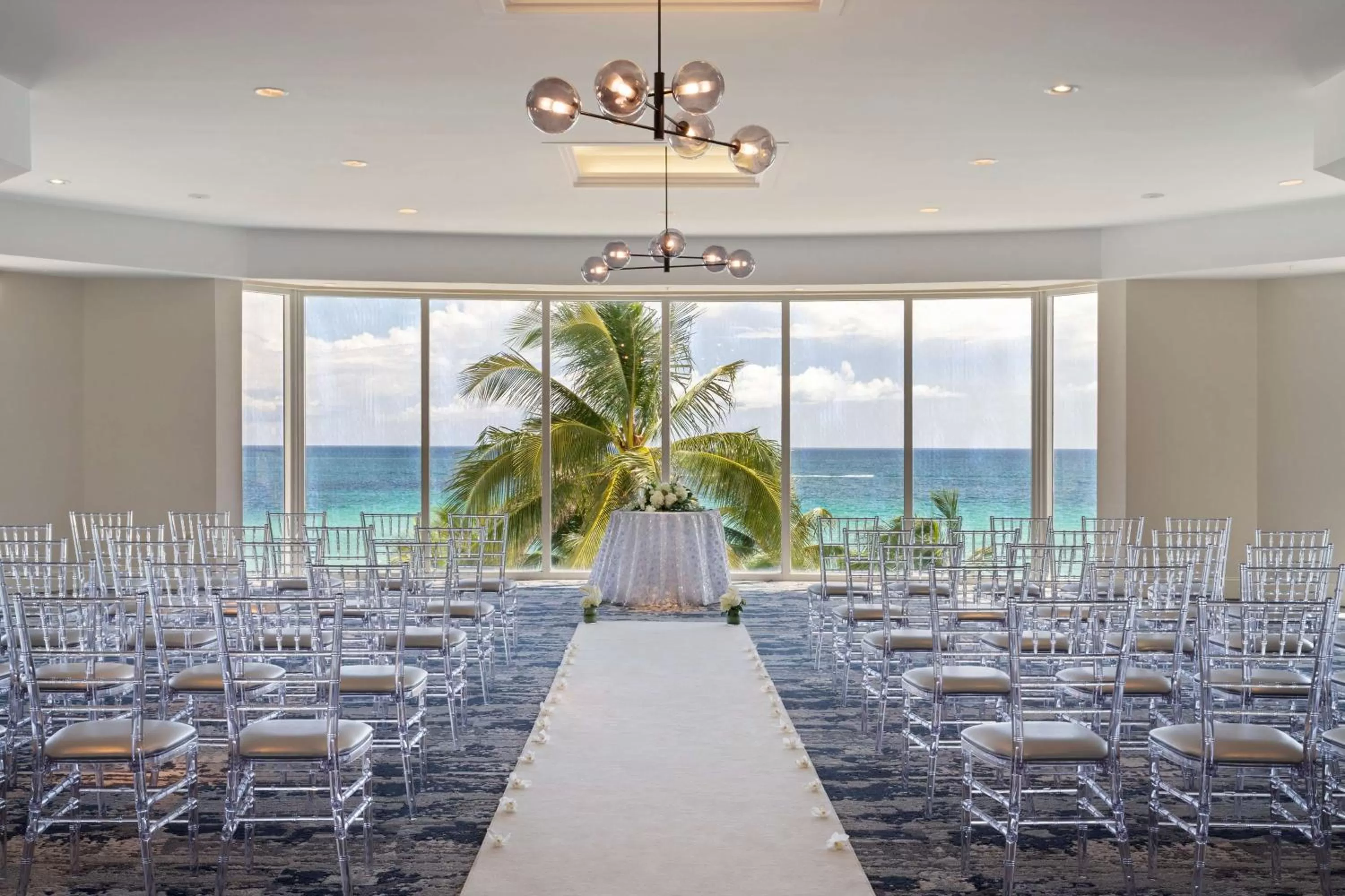 Meeting/conference room in DoubleTree by Hilton Ocean Point Resort - North Miami Beach