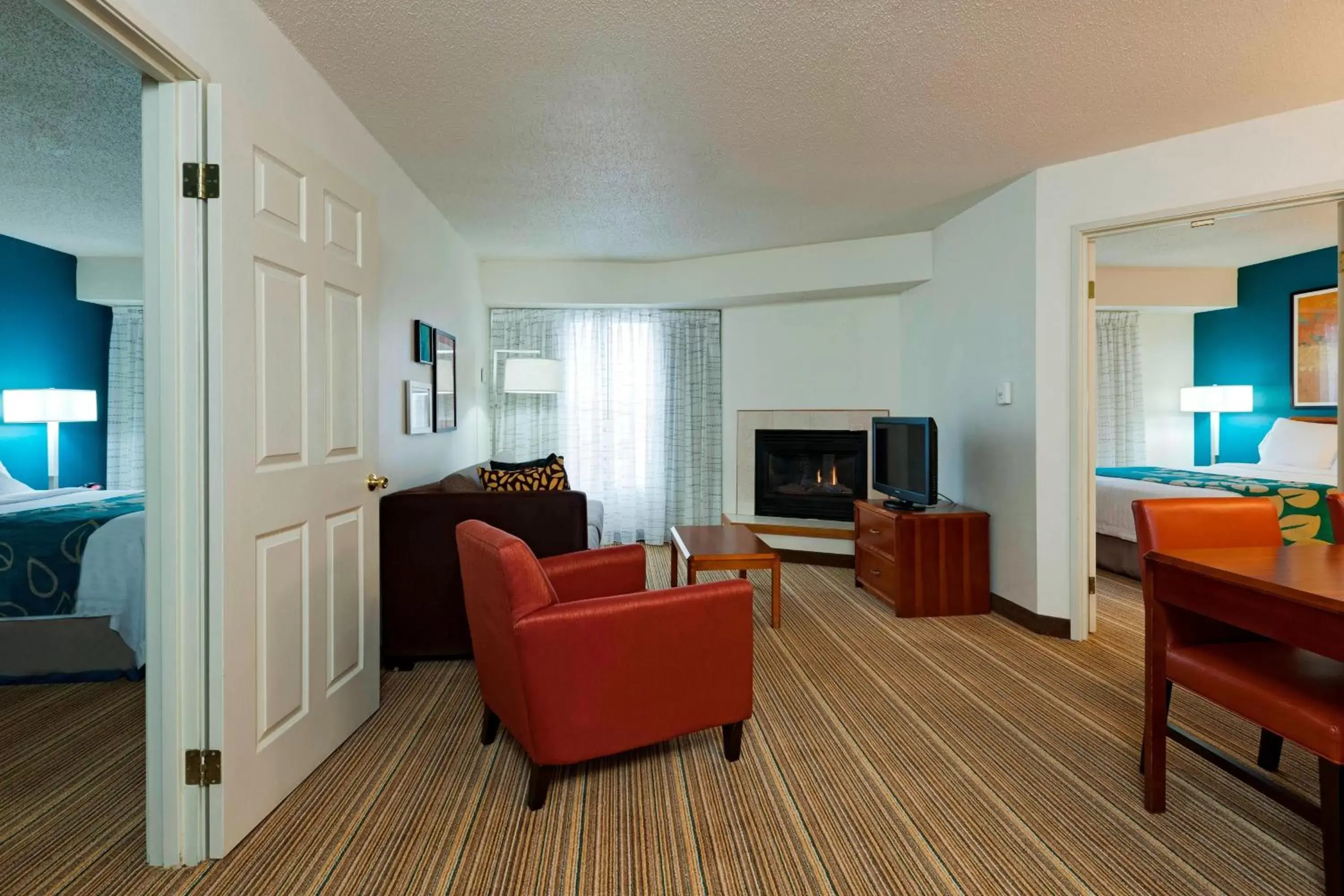 Bedroom, Seating Area in Residence Inn Chicago Southeast/Hammond, IN