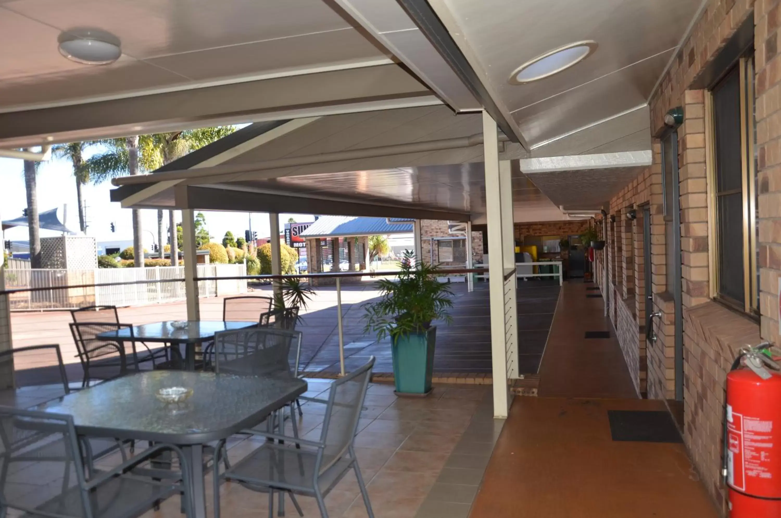 Patio in Sunray Motor Inn