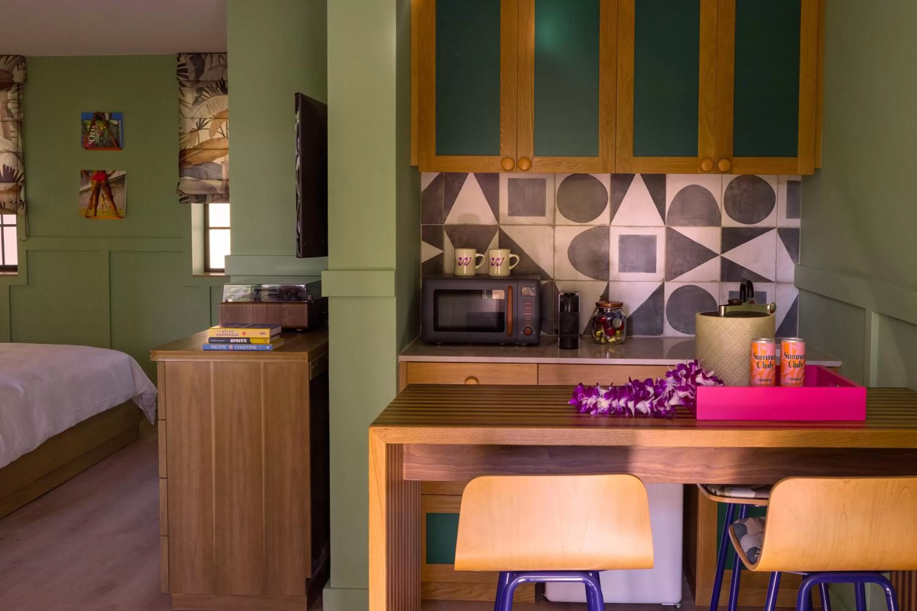 kitchen, Bed in Wayfinder Waikiki - Voted Top 10 Best Hotels in Hawaii!