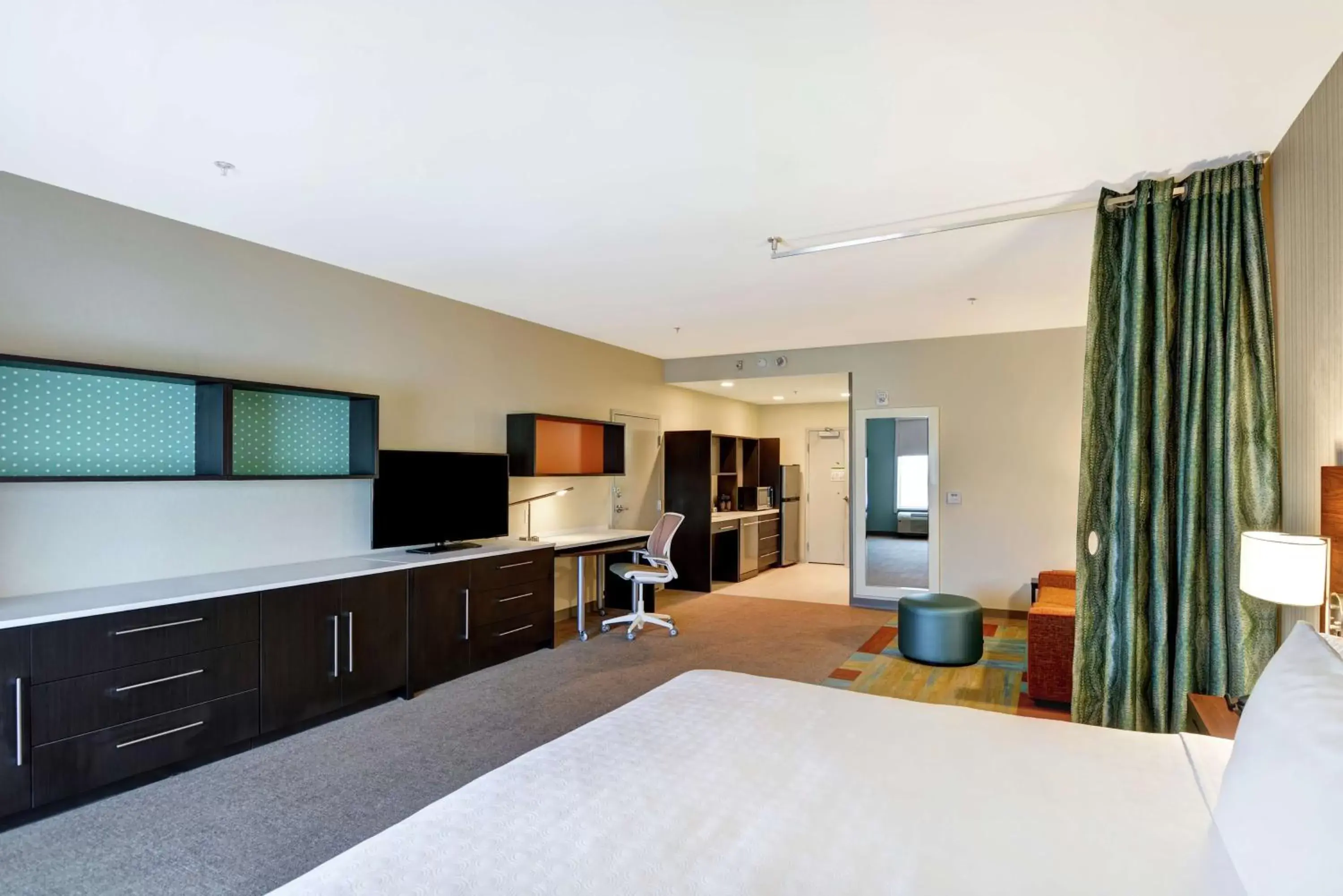 Bedroom, Kitchen/Kitchenette in Home2 Suites By Hilton Las Vegas Strip South