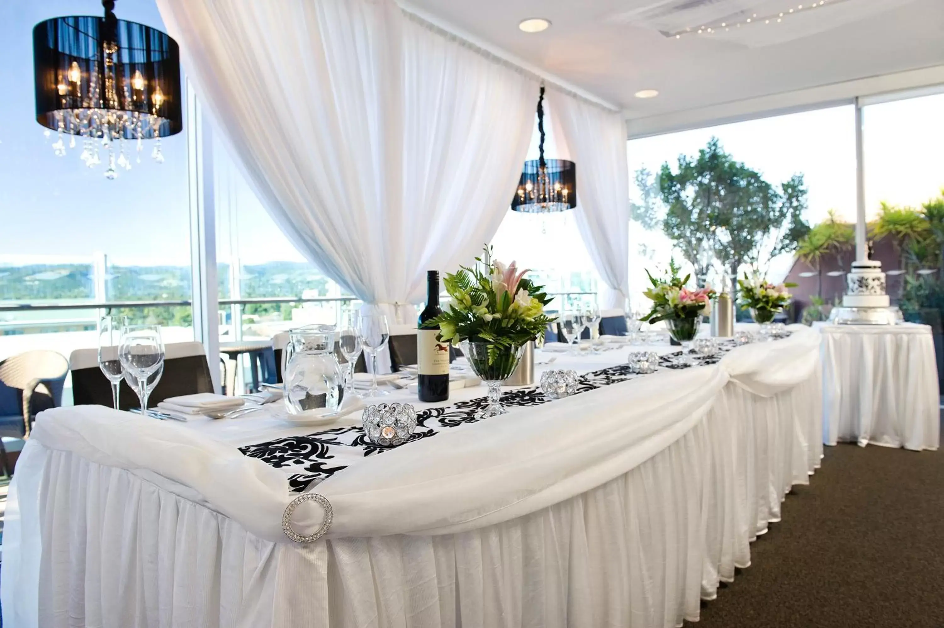 Banquet/Function facilities, Banquet Facilities in Majestic Roof Garden Hotel
