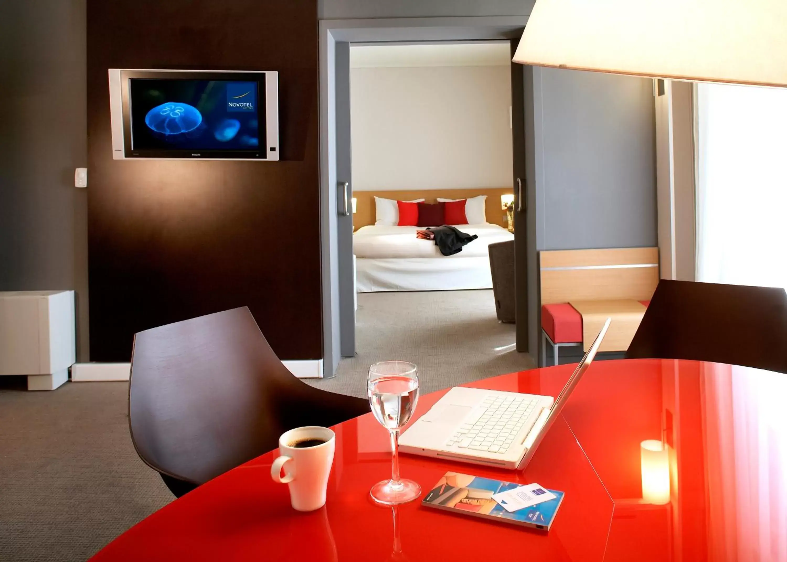 TV and multimedia in Novotel Athens