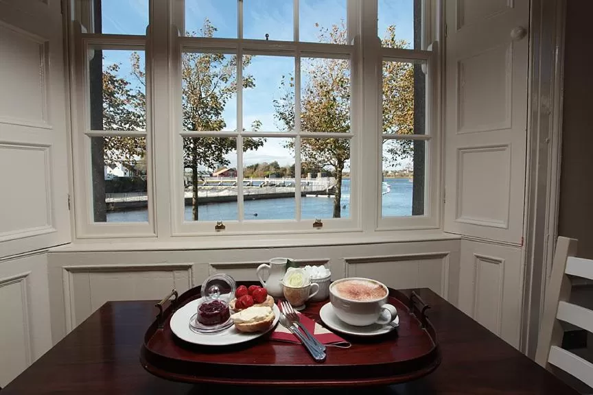 Lake view, Dining Area in Corrib House Guest Accommodation