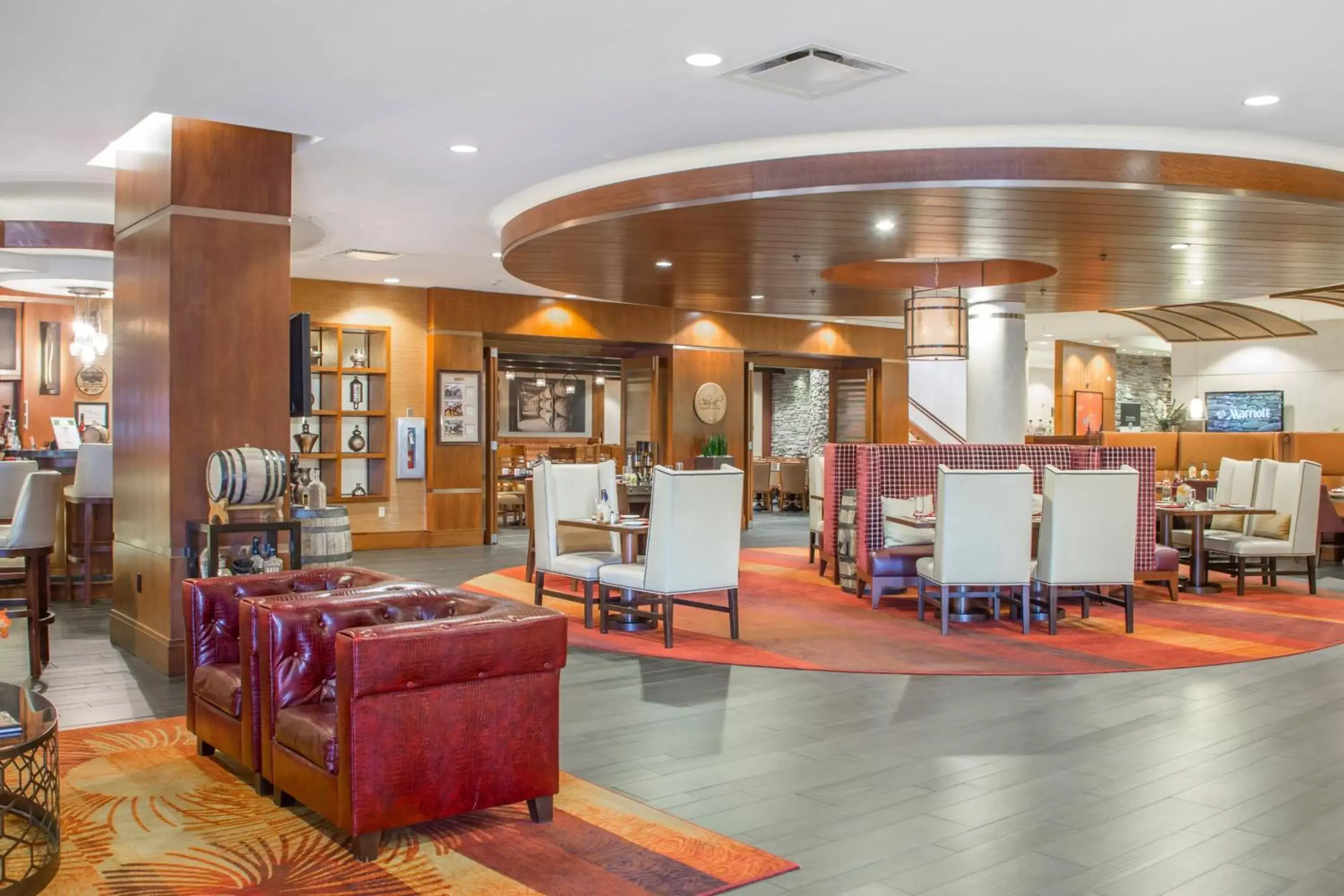 Kitchen or kitchenette, Lobby/Reception in Marriott Louisville East