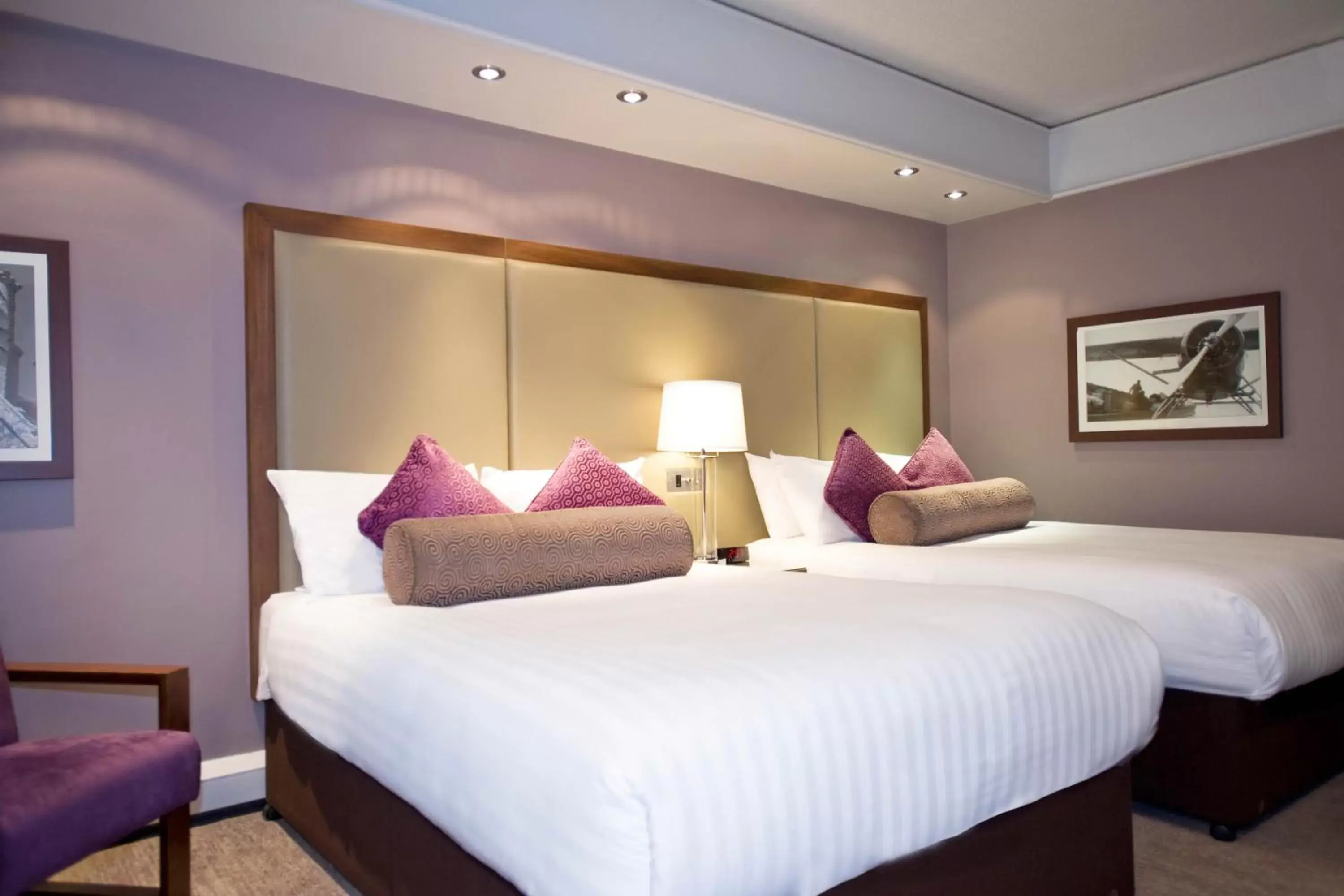 Photo of the whole room, Bed in Sandman Signature London Gatwick Hotel