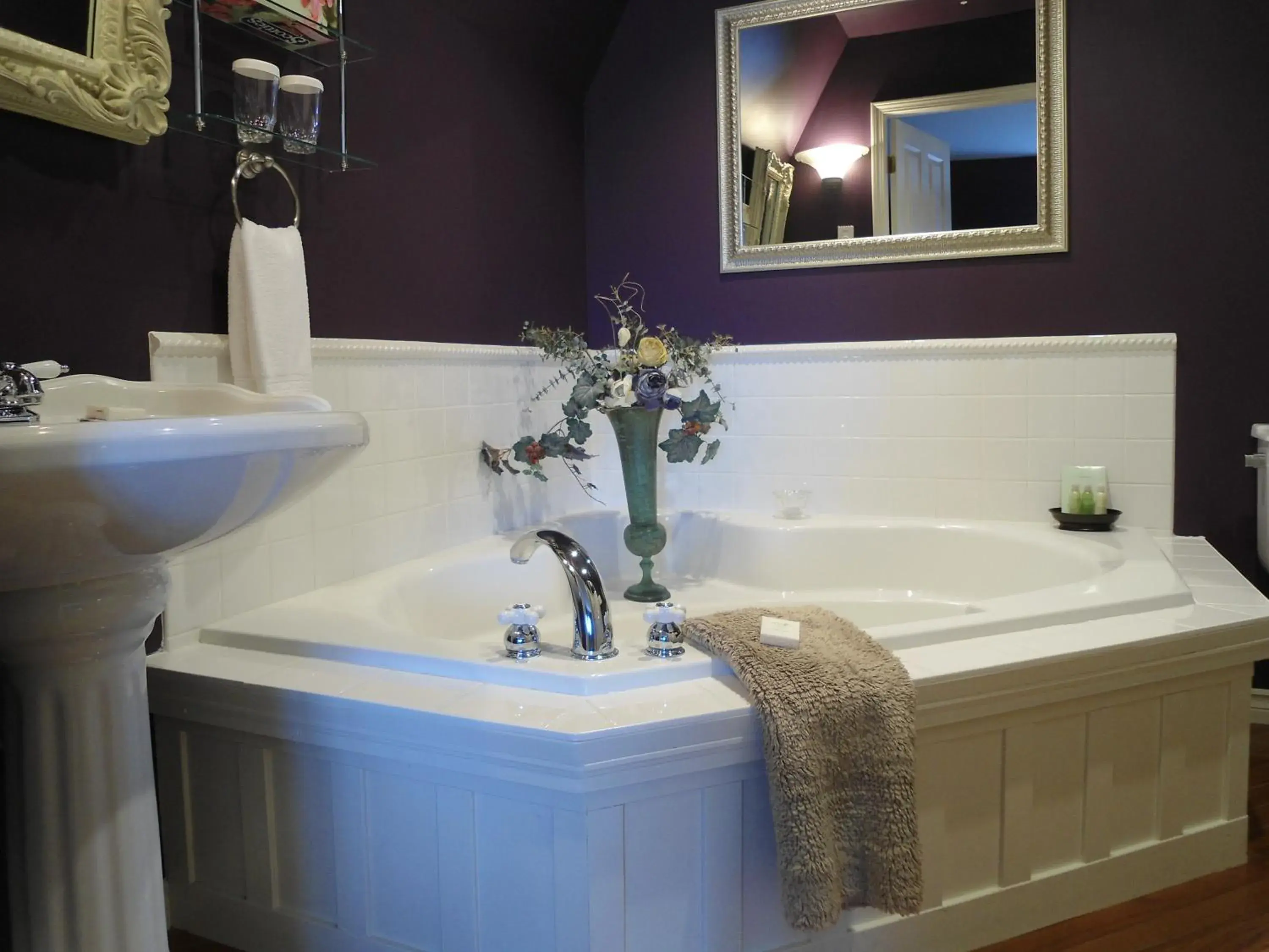 Bathroom in The Beacon Inn at Sidney