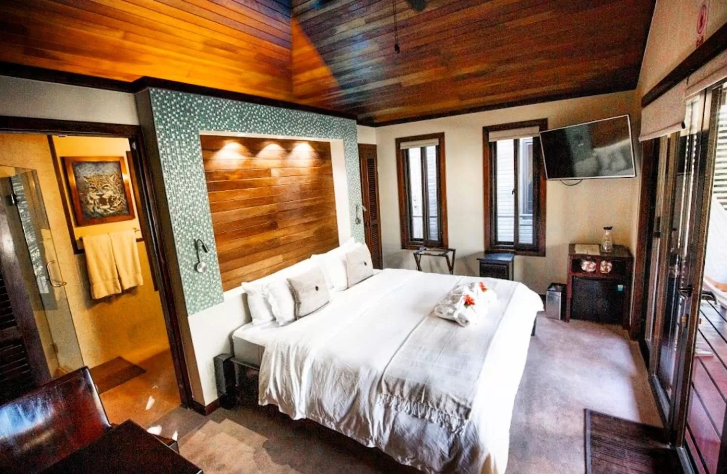 Bed in PUR Boutique Cabanas, Adults Only