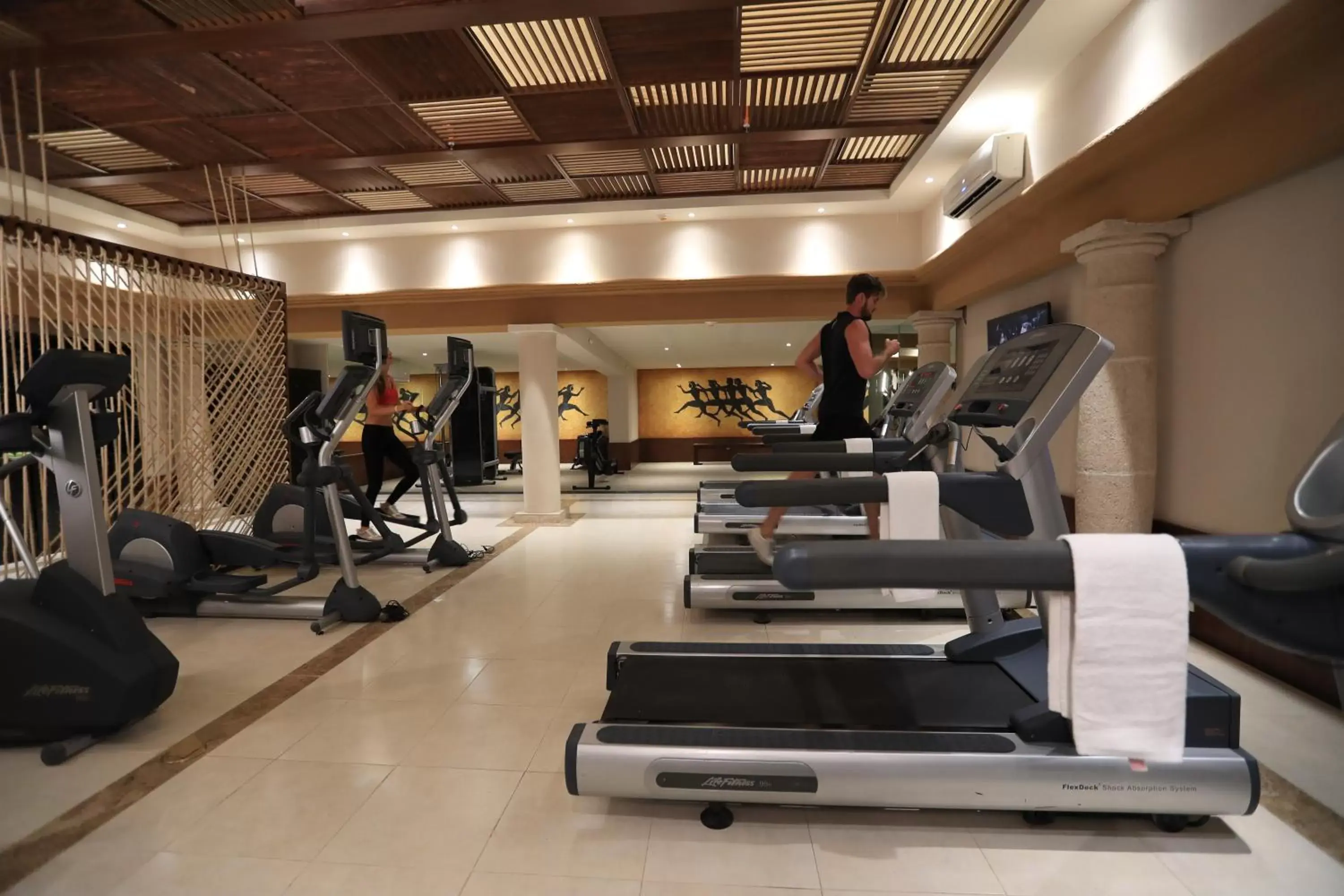 Activities, Fitness Center/Facilities in Krystal Grand Los Cabos - All Inclusive