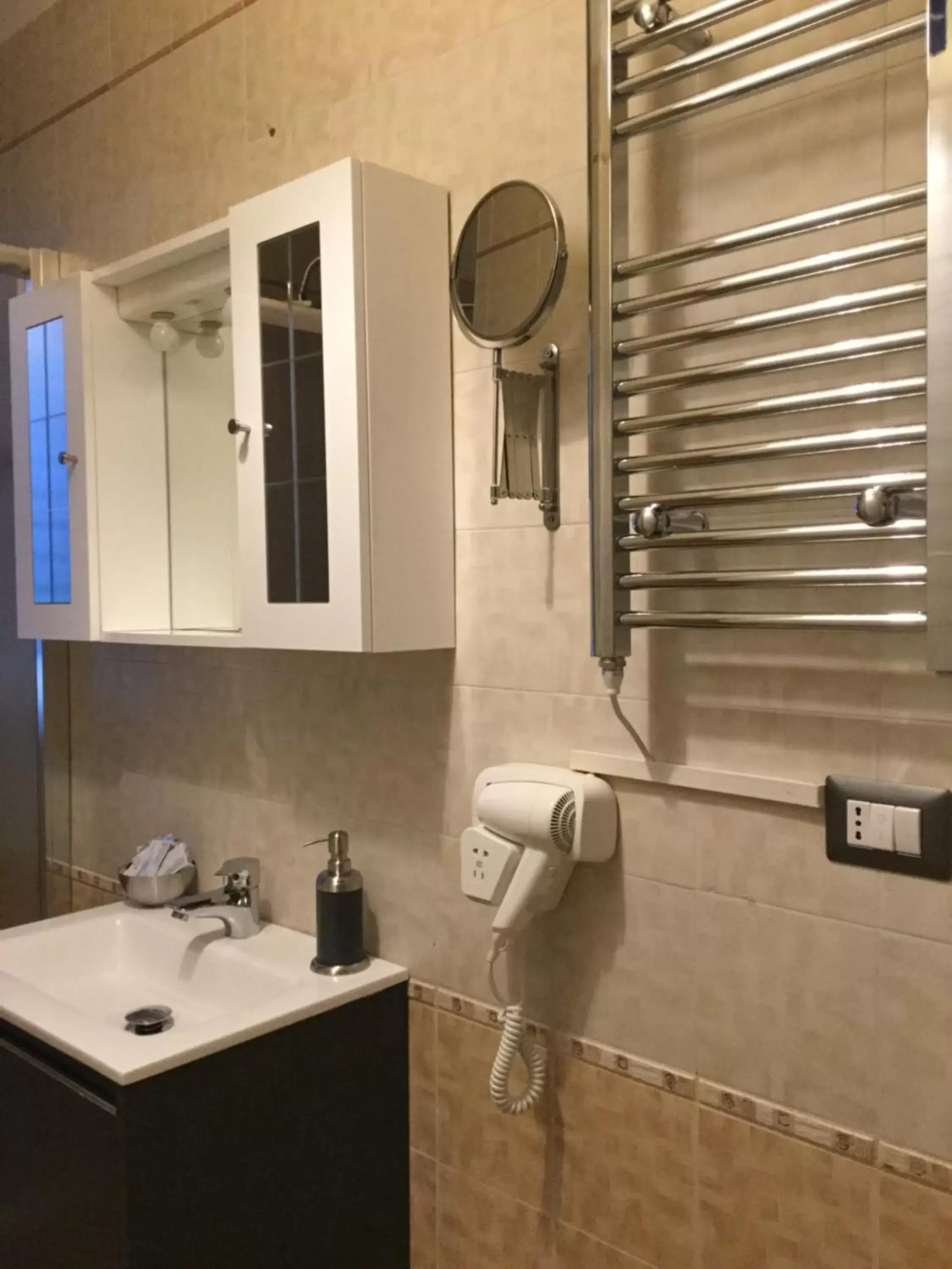 Bathroom in Castiglione Residence