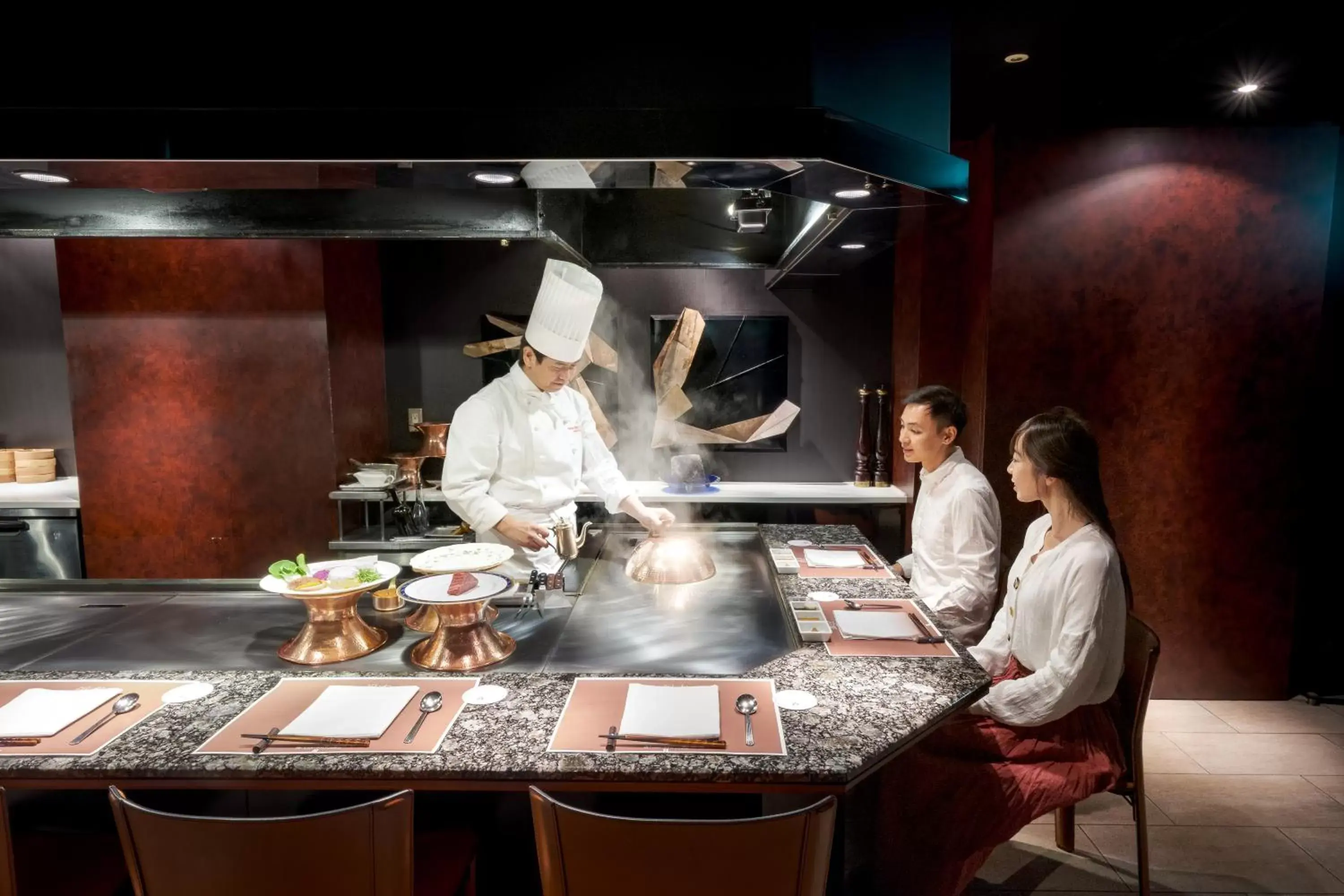 Restaurant/places to eat in Hotel Nikko Osaka