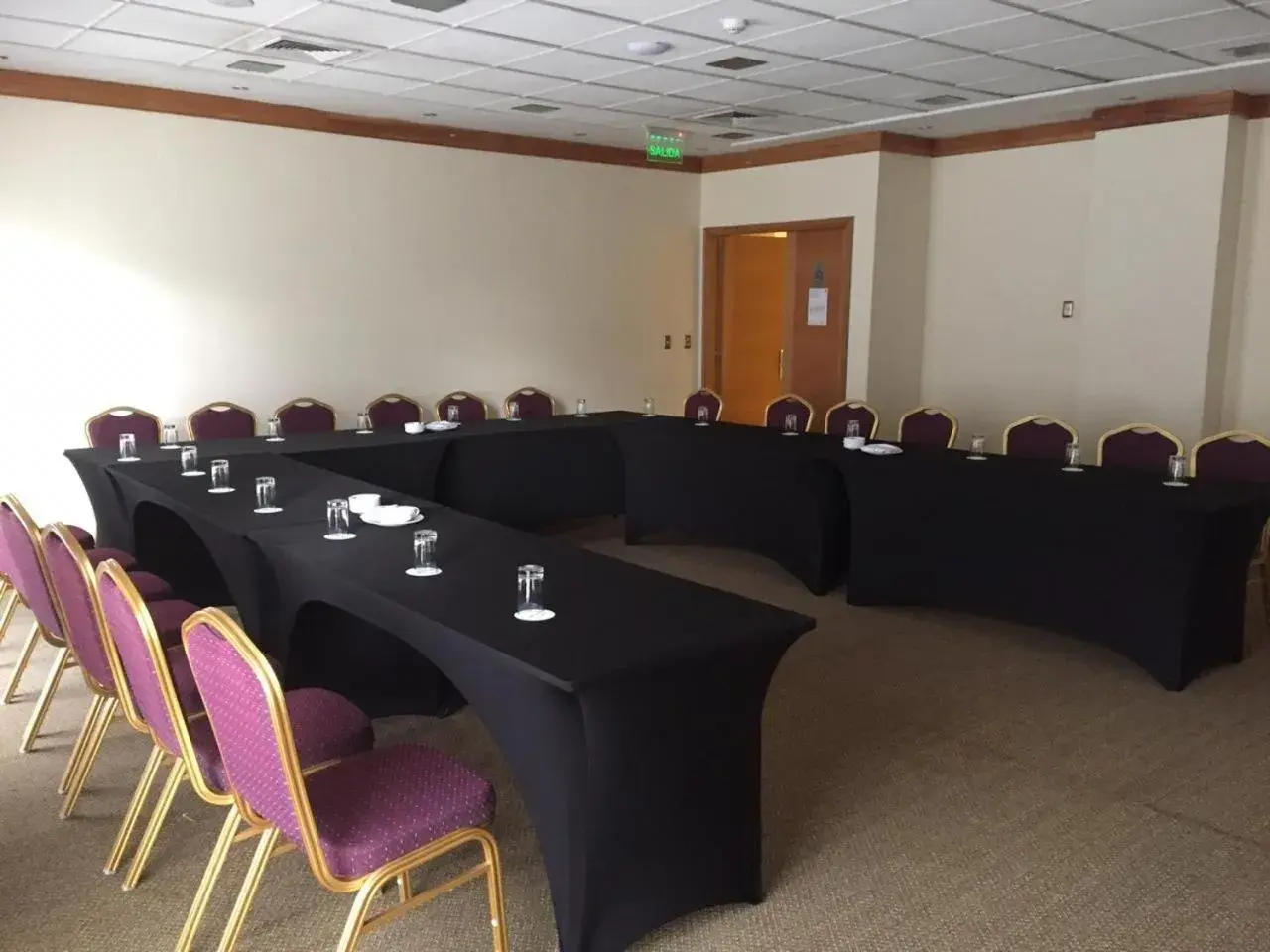 Meeting/conference room in Hotel Diego de Almagro Coyhaique