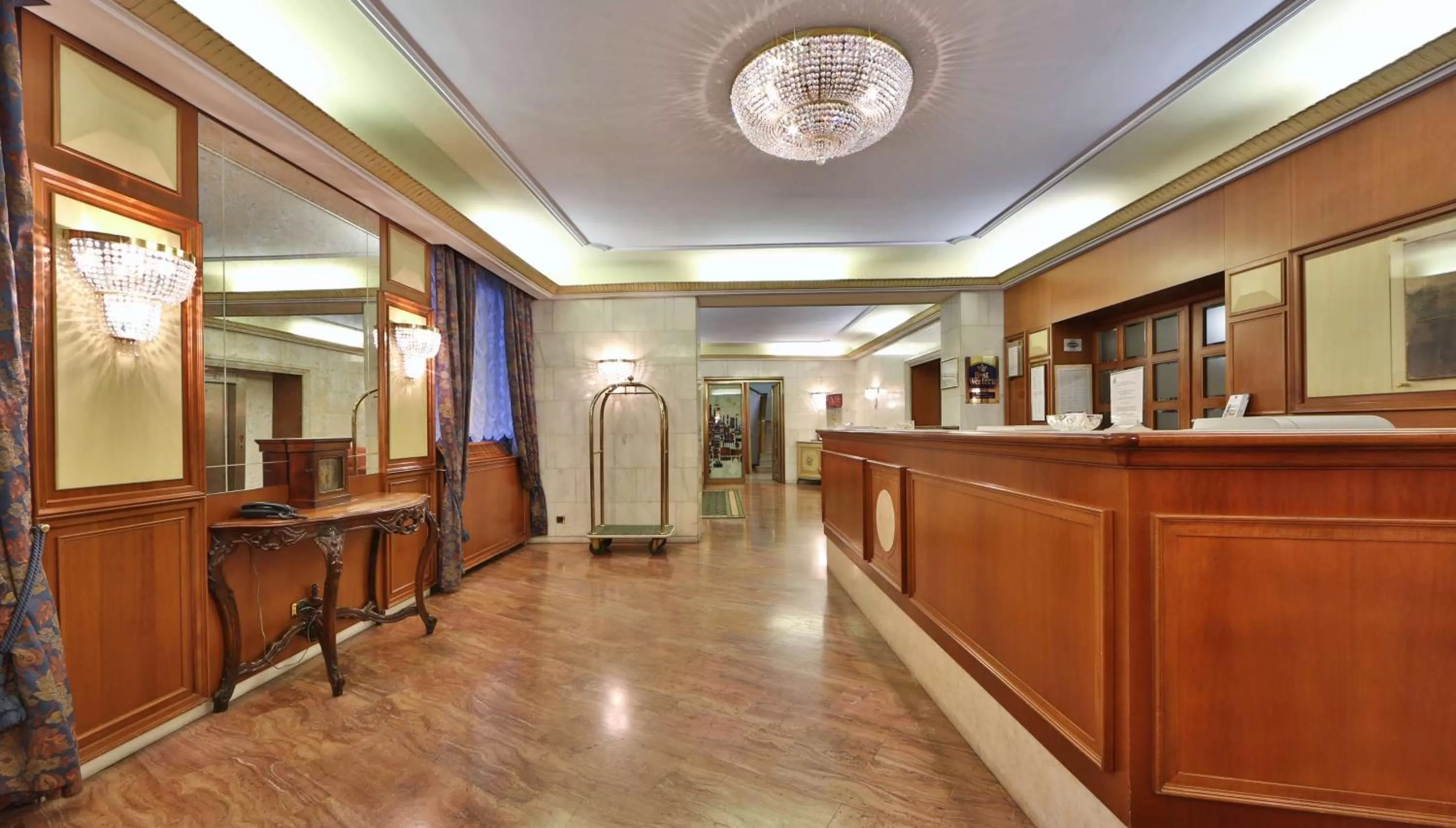 Lobby or reception in Hotel San Donato - Bologna centro