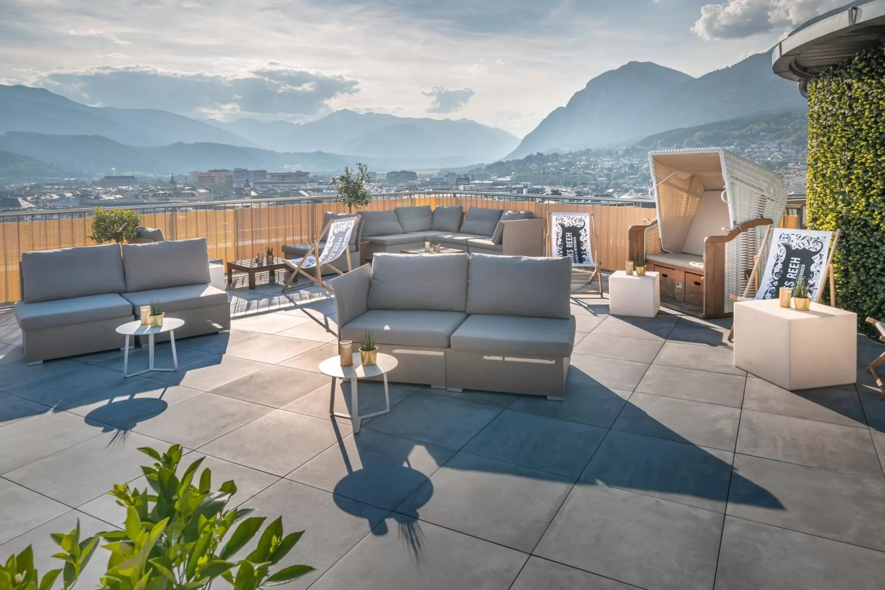 Natural landscape, Mountain View in aDLERS Hotel Innsbruck