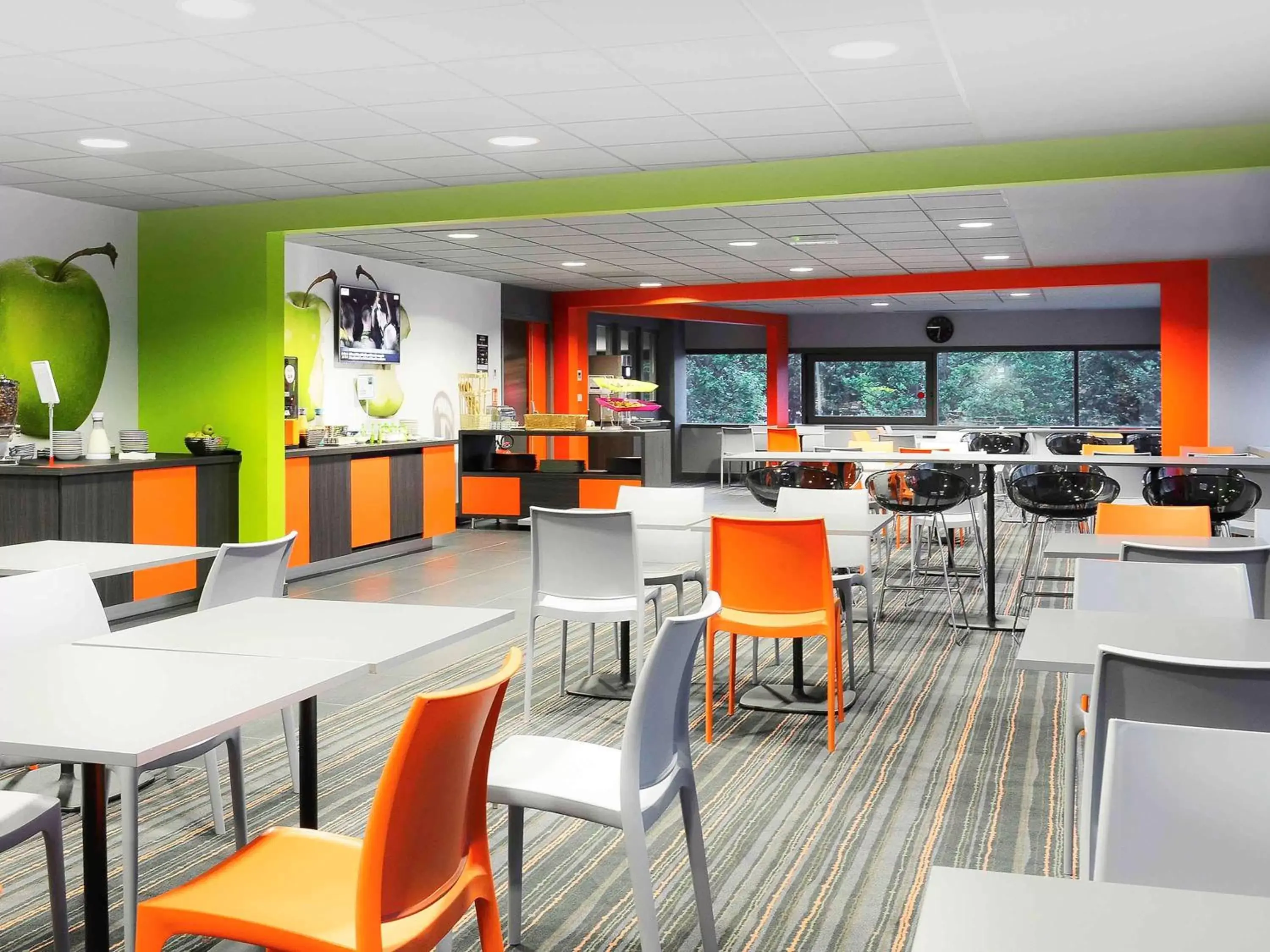 Restaurant/Places to Eat in ibis Styles Caen centre gare