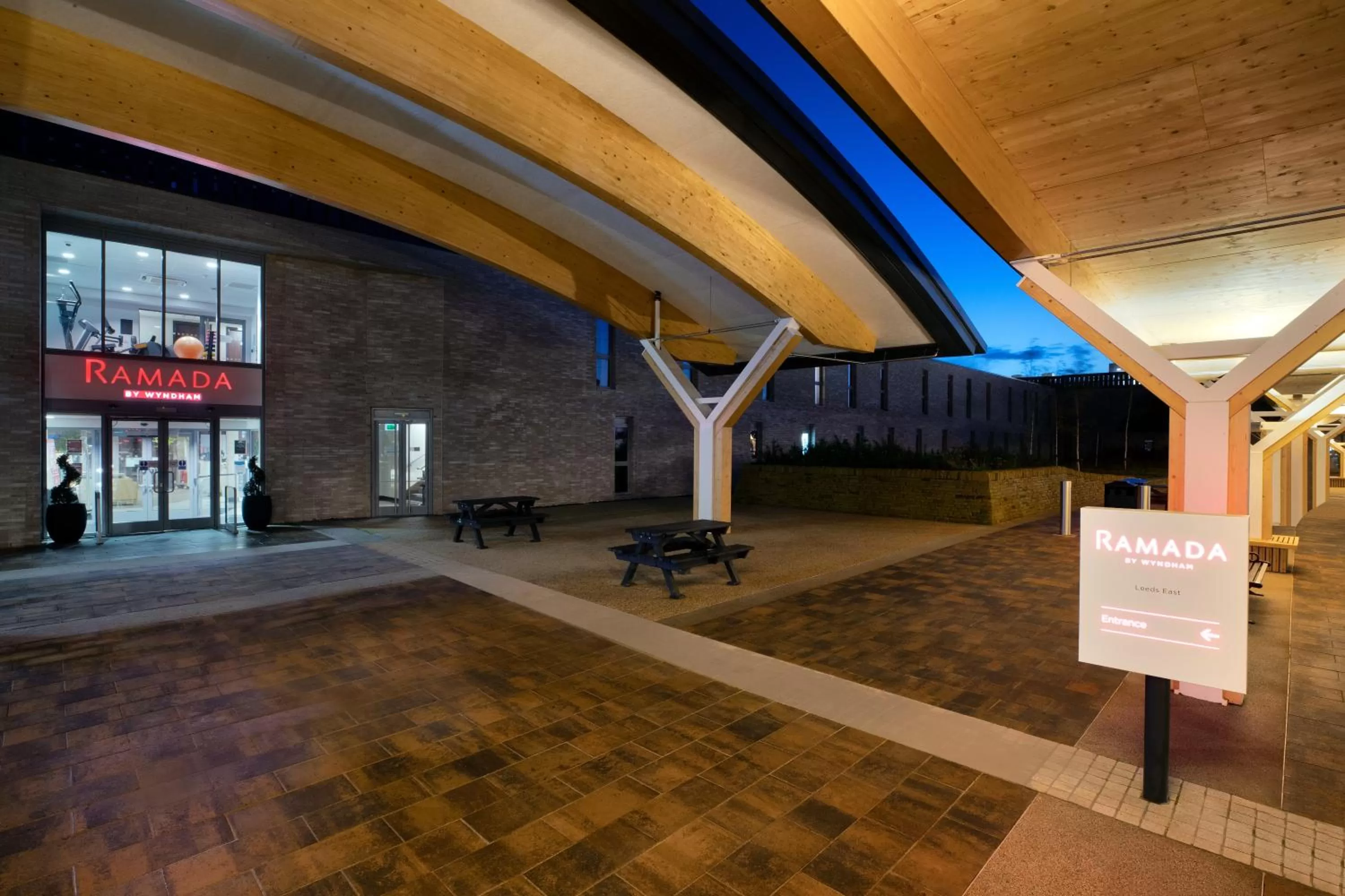 Facade/entrance in Ramada by Wyndham Leeds East