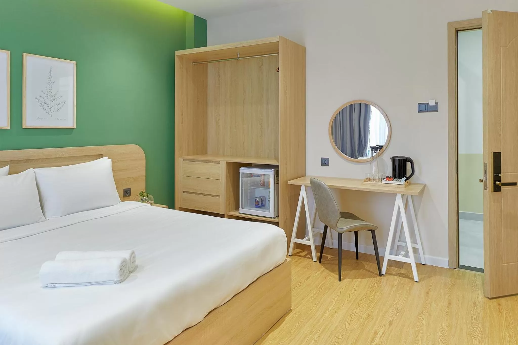 Photo of the whole room, Bed in Larimar Villas Cô Giang