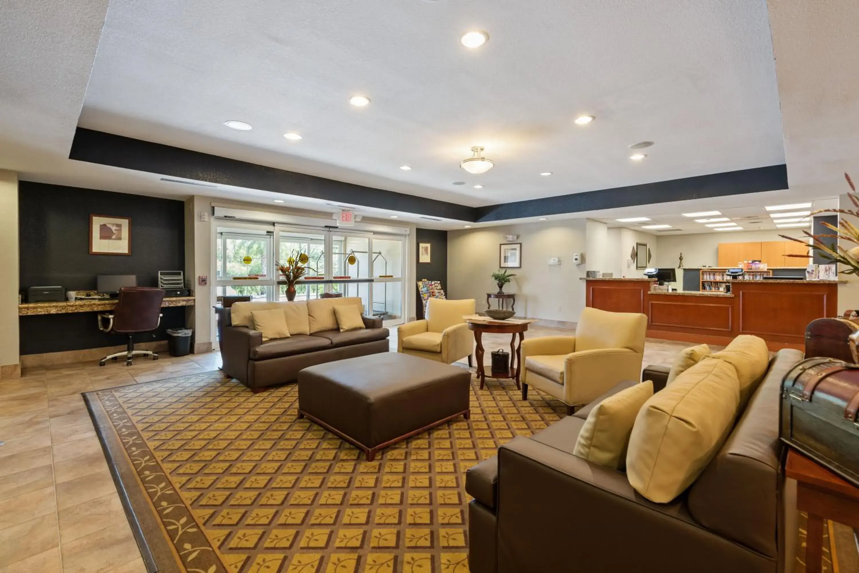 Lobby or reception, Seating Area in Extended Stay America Suites - Houston - IAH Airport