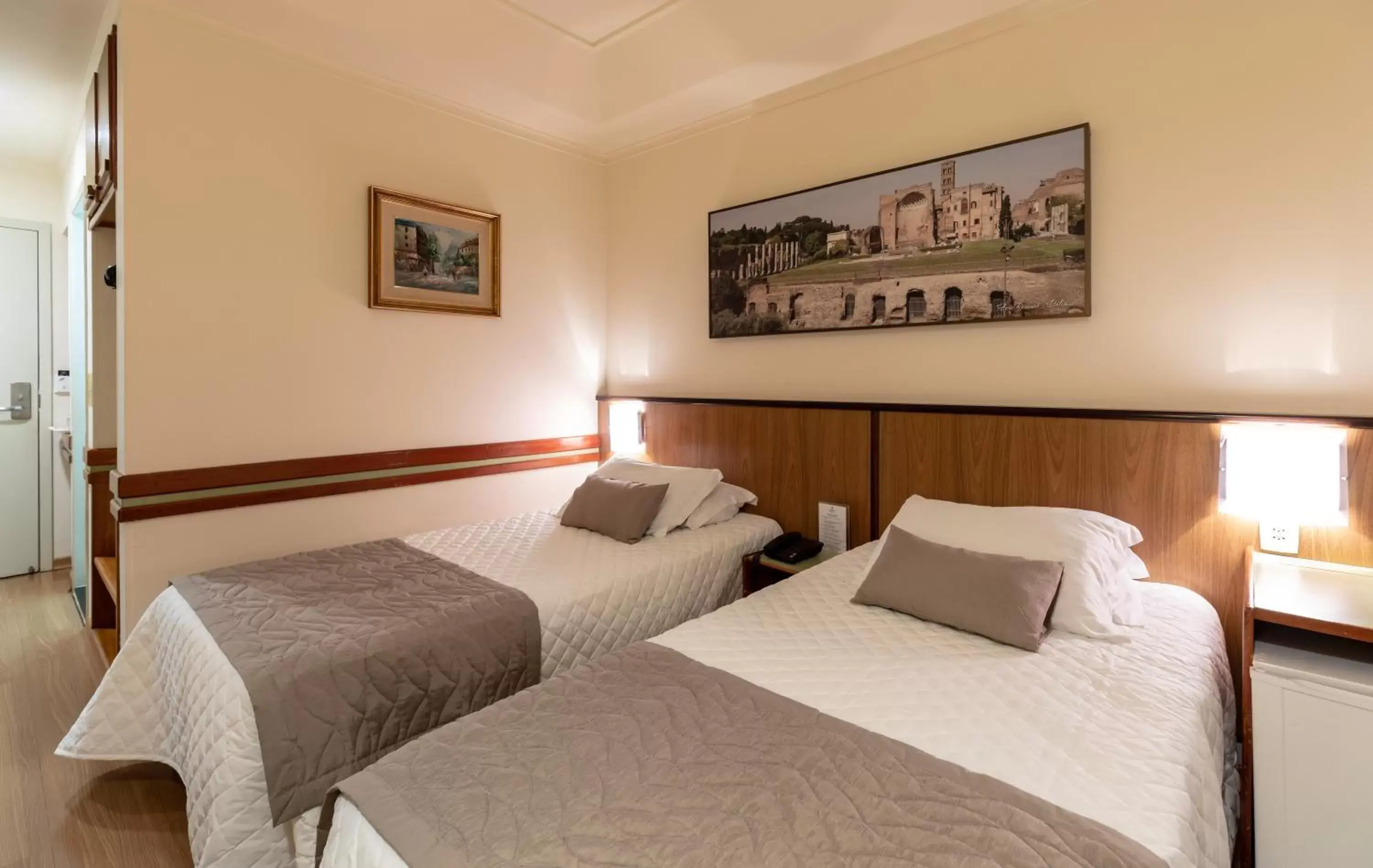 Bed in Hotel Bella Italia