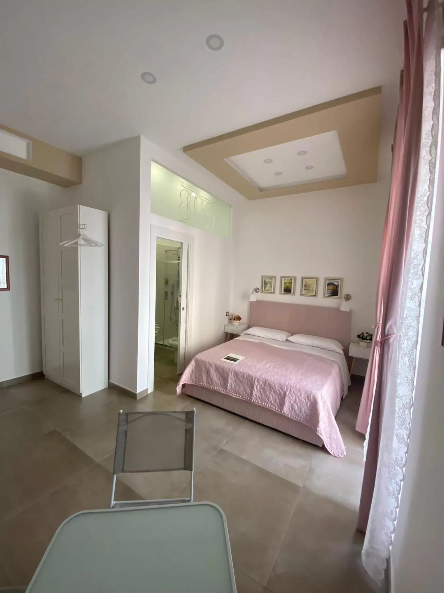 Photo of the whole room, Bed in B&B 80056 Ercolano