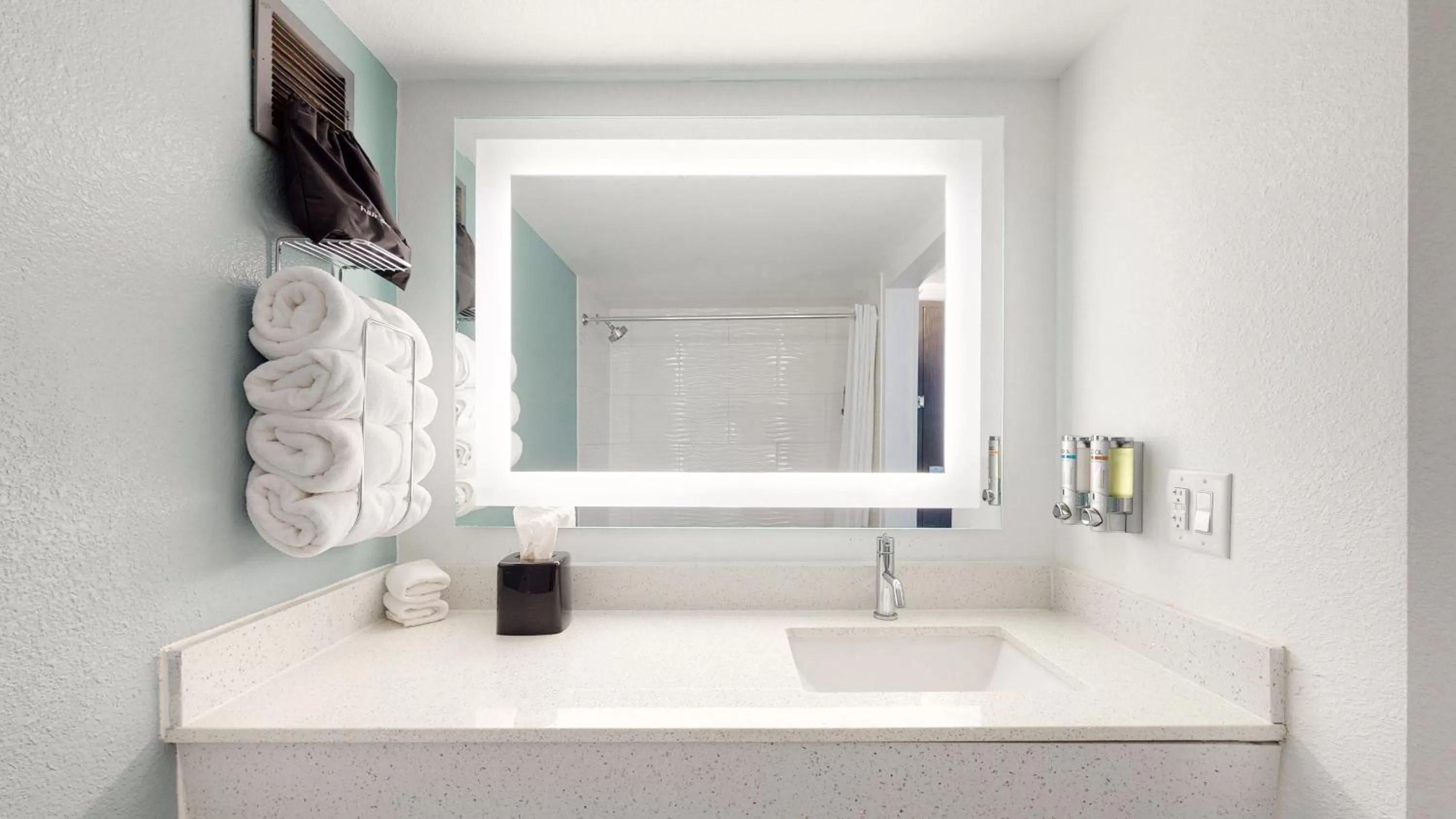 Shower in voco College Station Aggieland by IHG