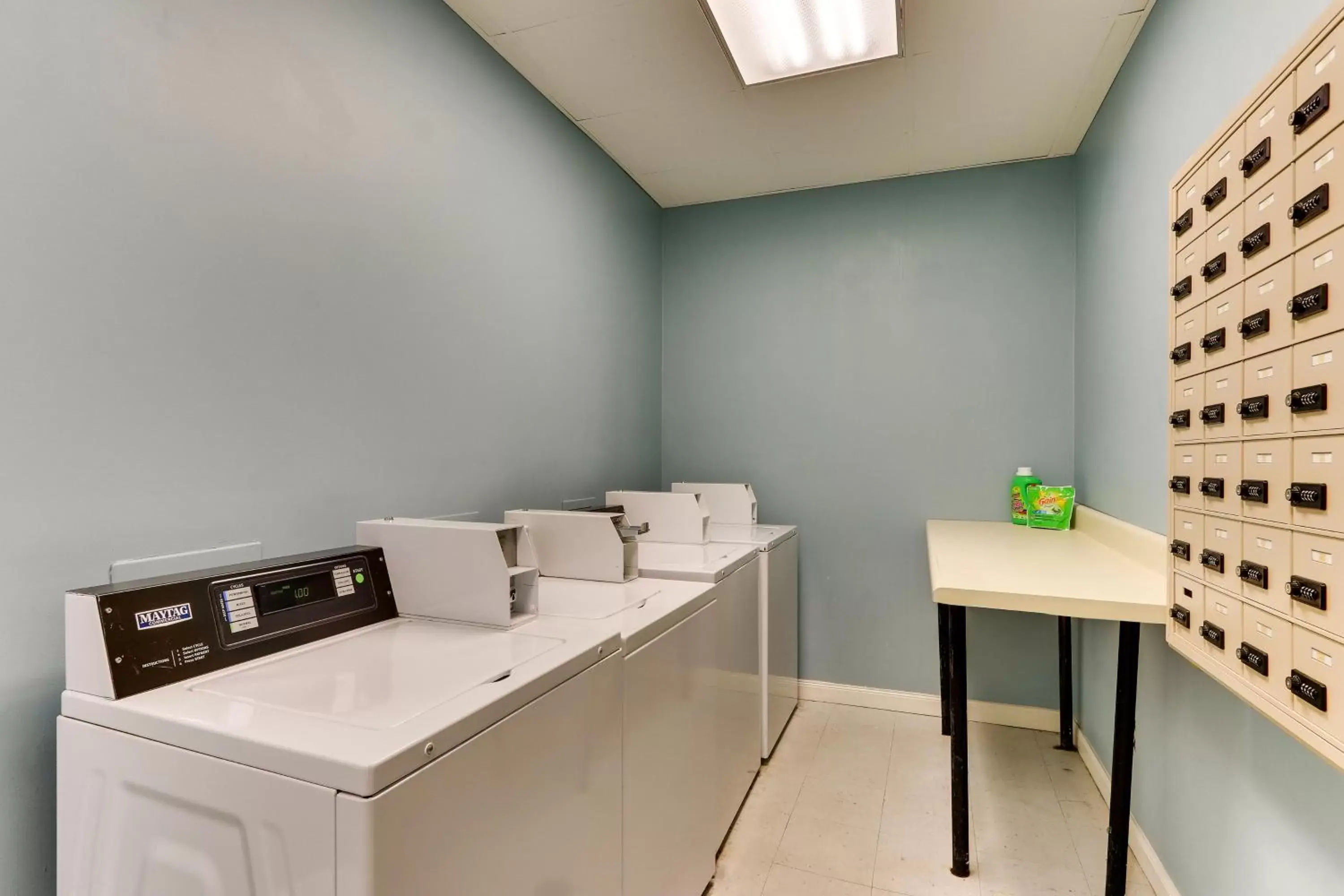 Bed in Mariners Suites - Kingsland Bed in Mariners Suites - Kingsland