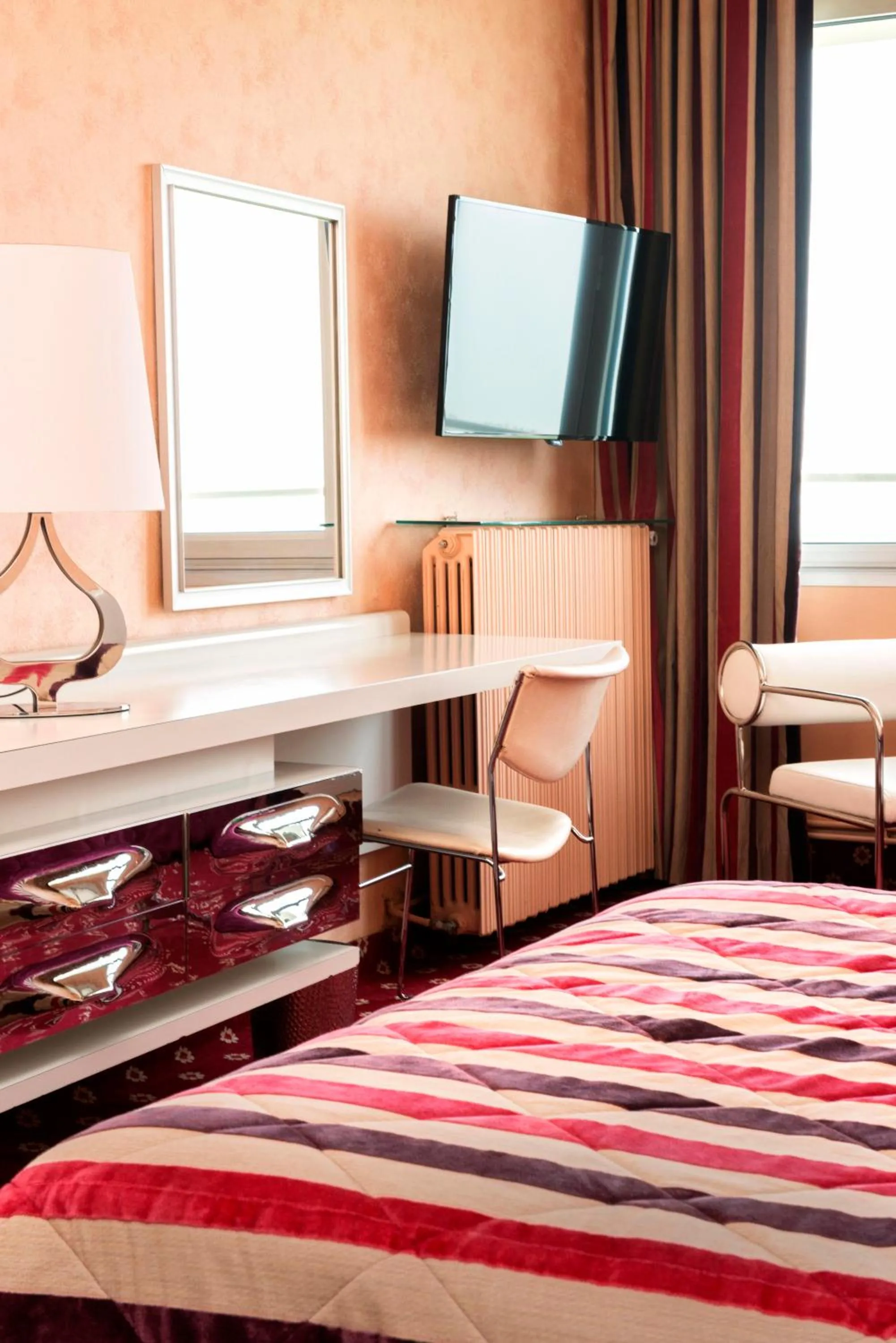 Photo of the whole room, Bed in Hotel Aguado