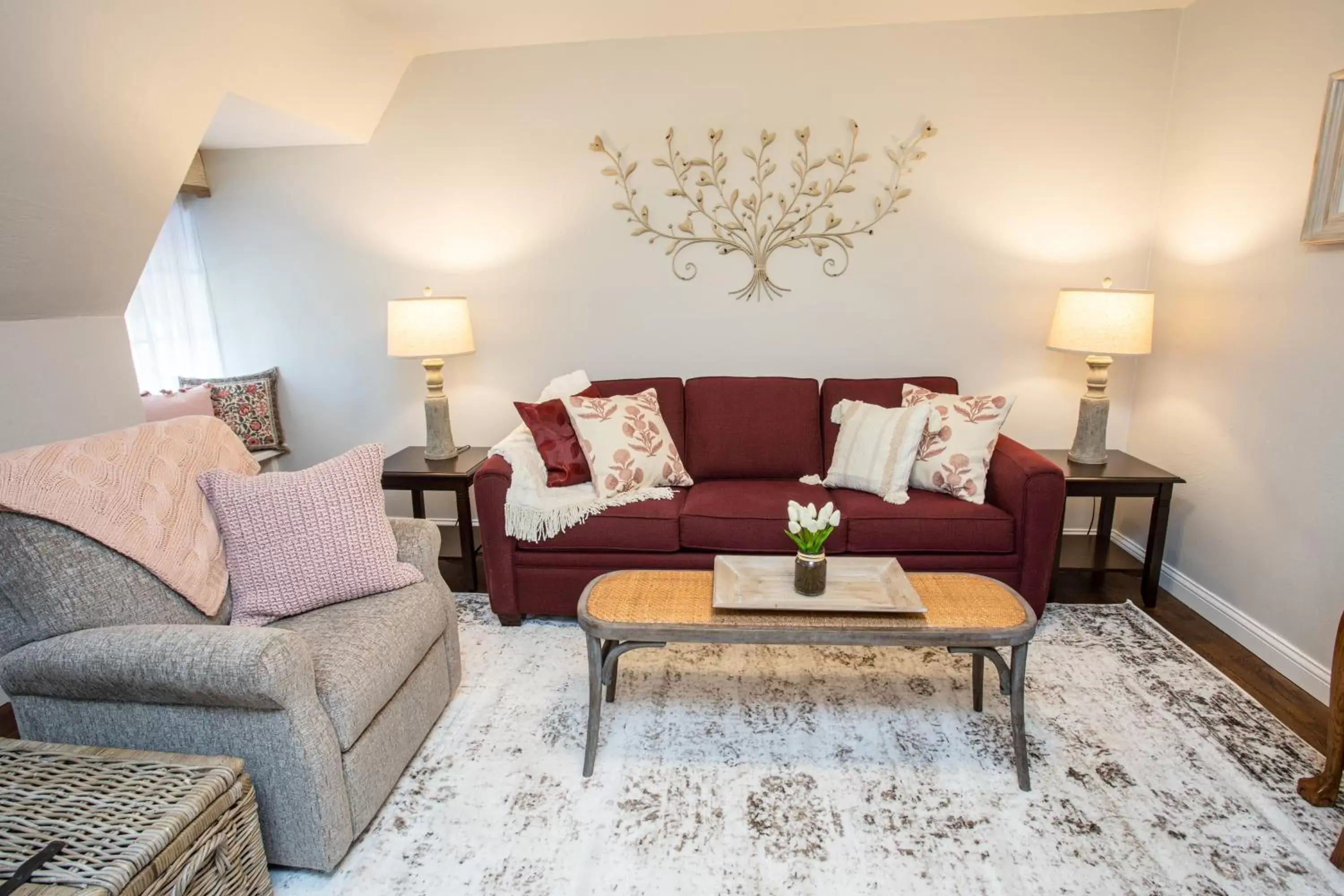 Living room, Seating Area in Hummingbird Estate