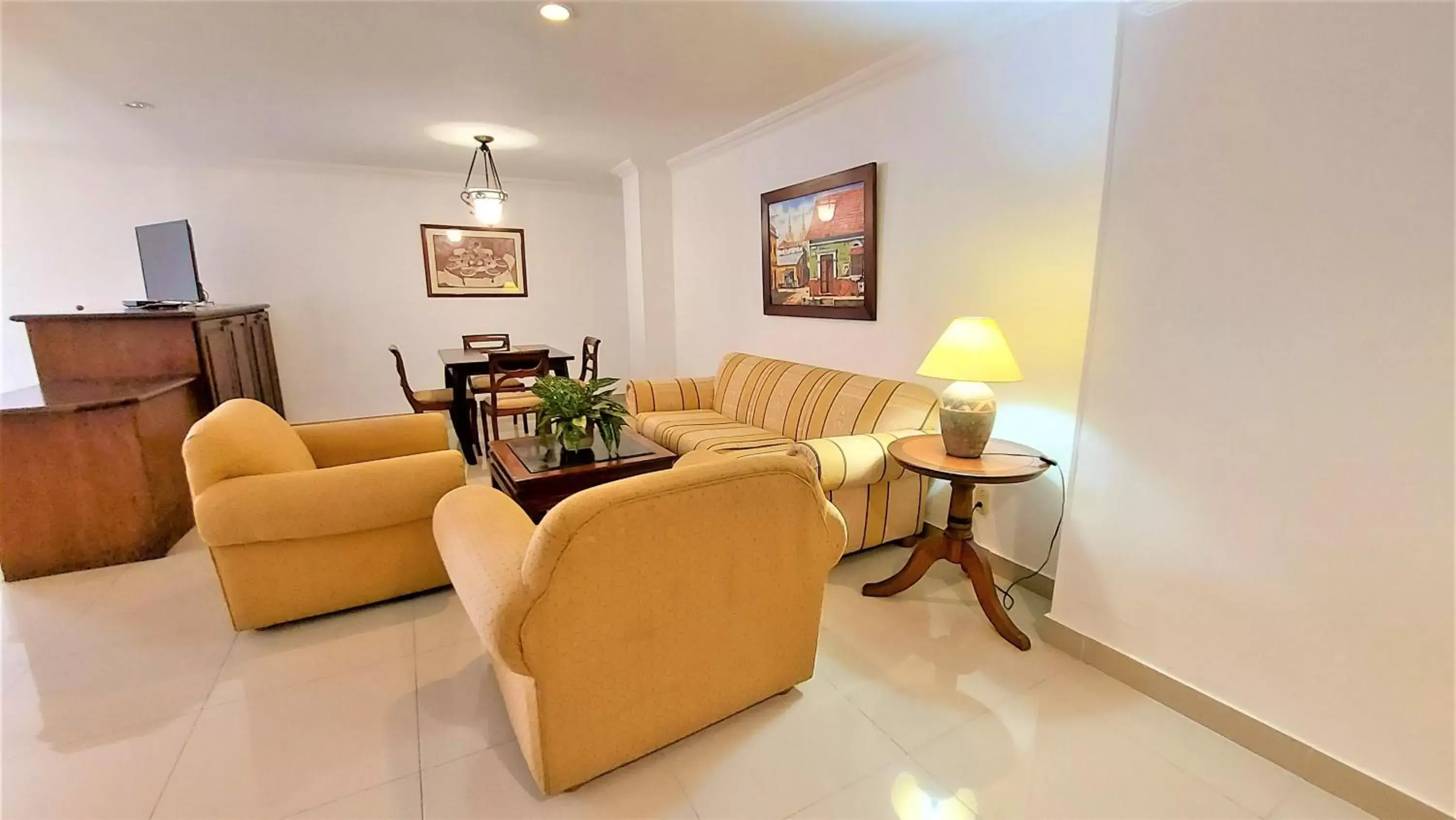 Living room, Seating Area in Hotel Faranda Express Puerta del Sol Barranquilla