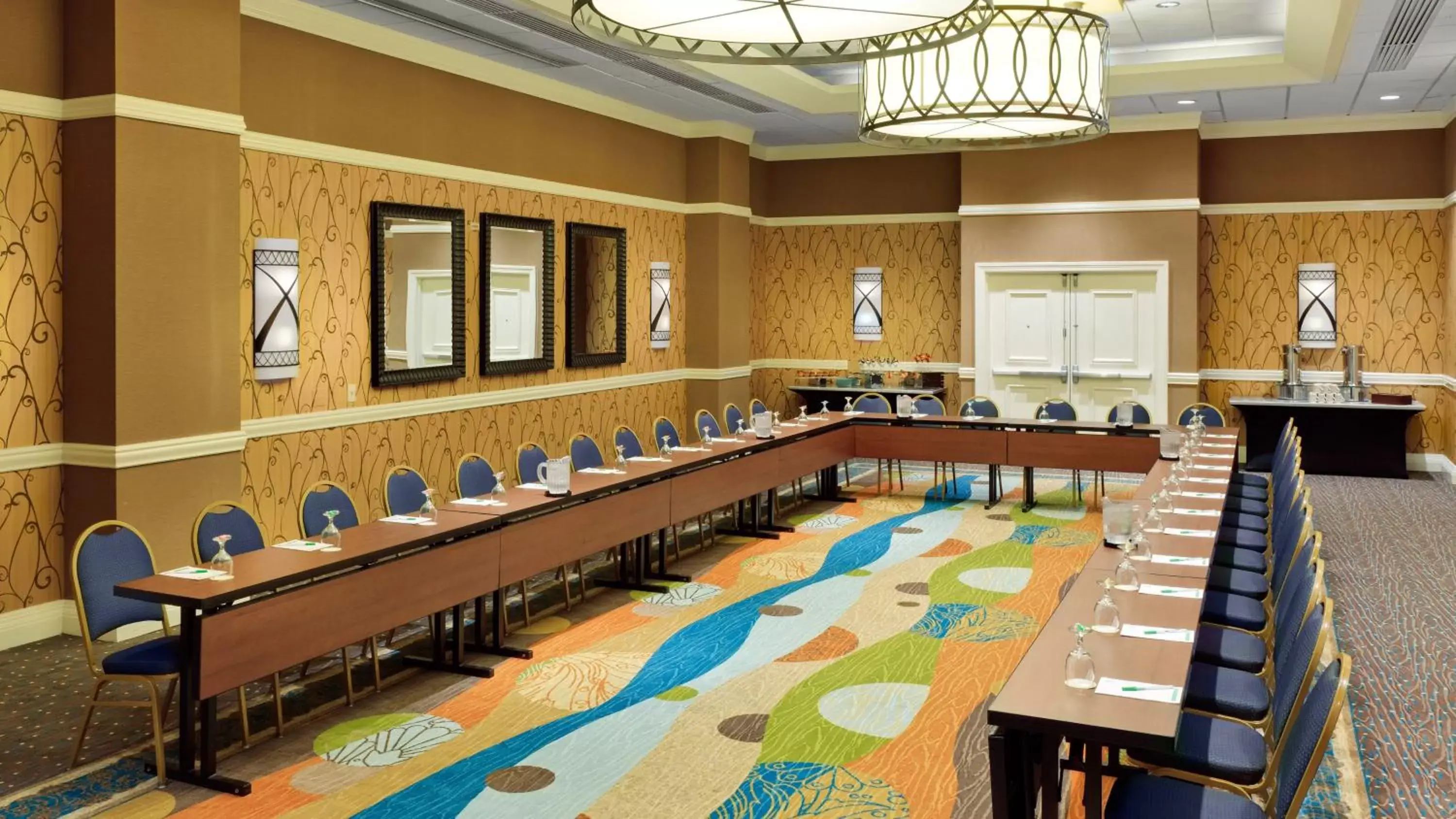 Meeting/conference room in Holiday Inn San Antonio-Riverwalk, an IHG Hotel