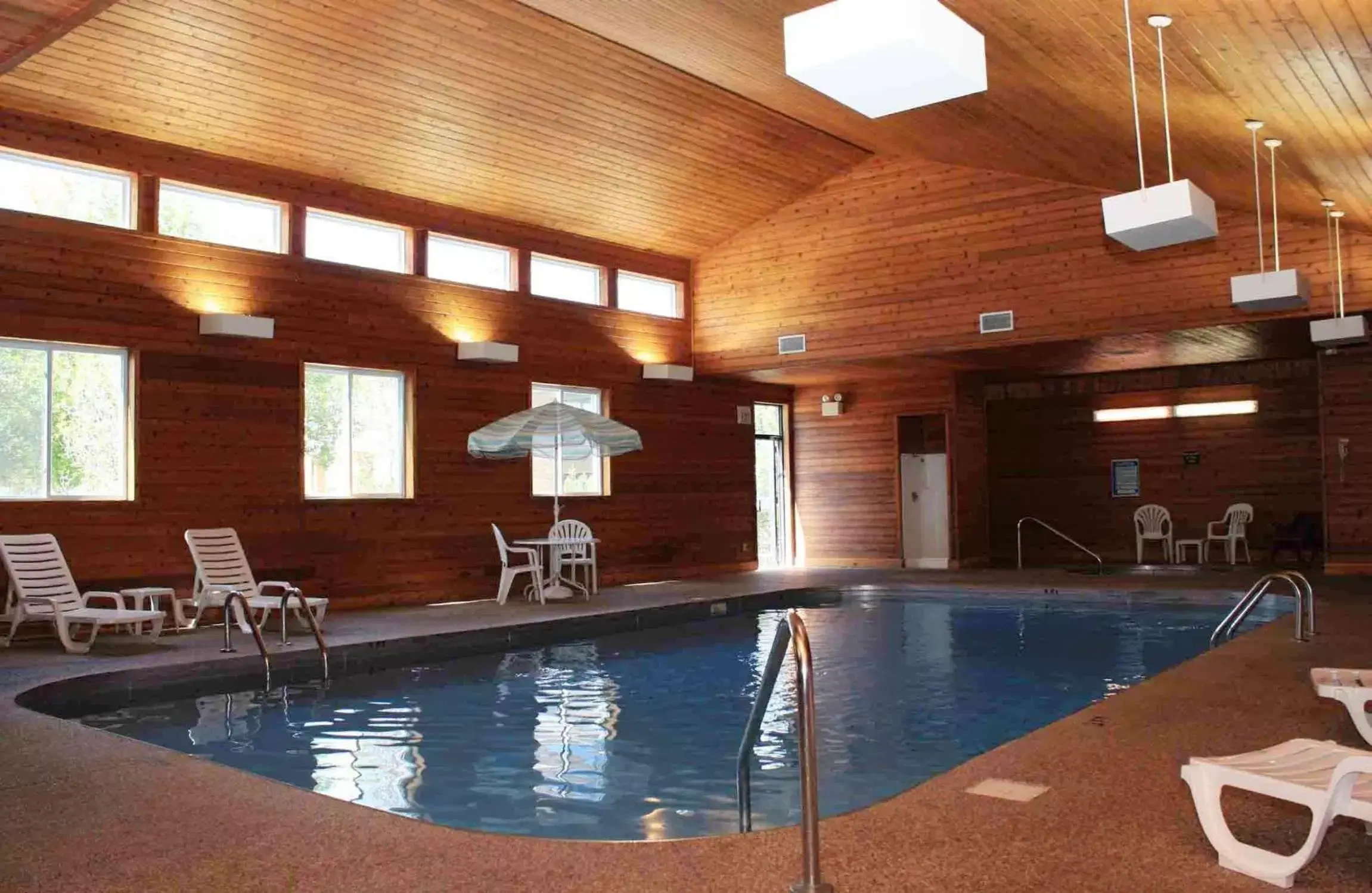 Swimming Pool in Best Western Lee's Motor Inn
