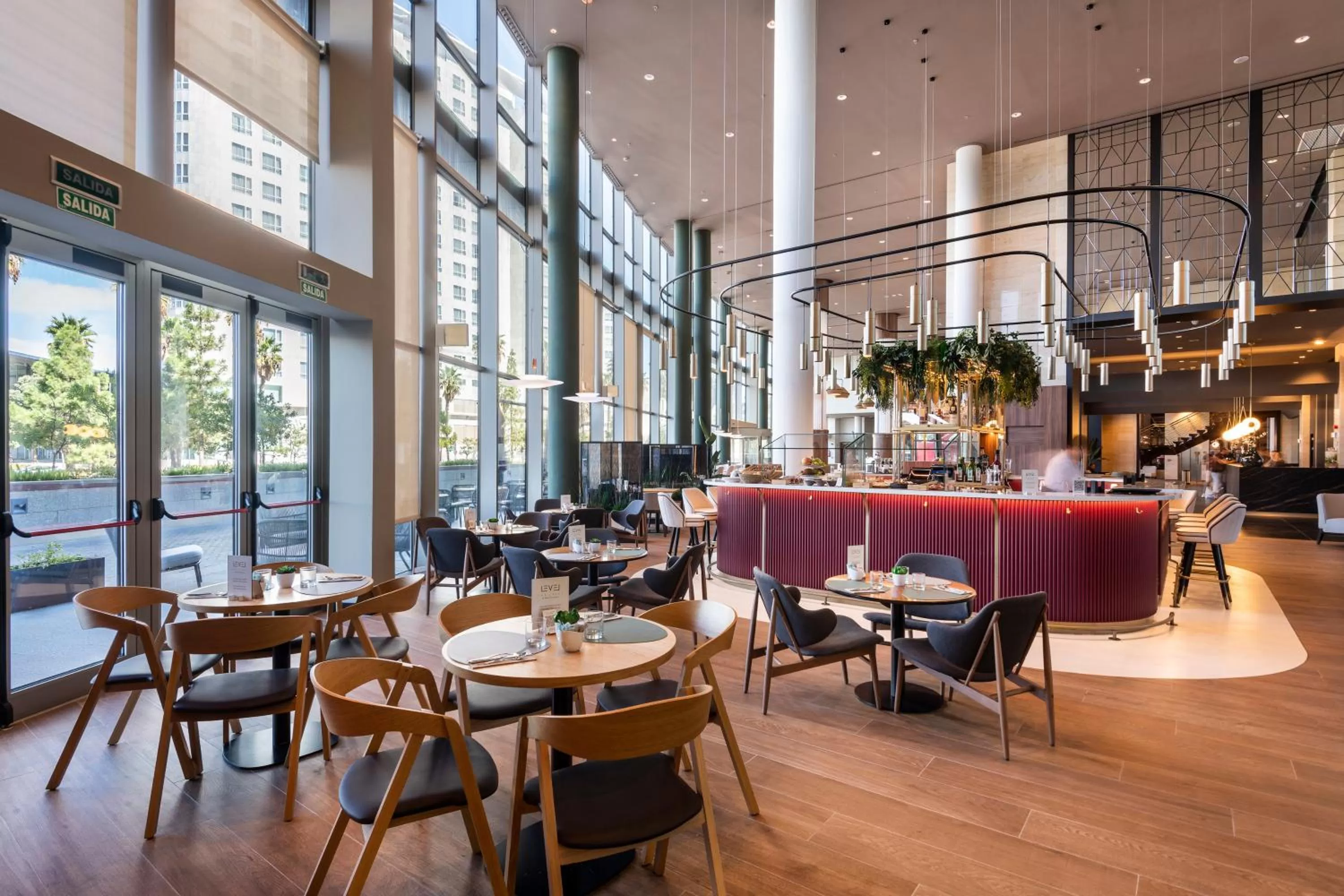 Restaurant/places to eat in Melia Valencia