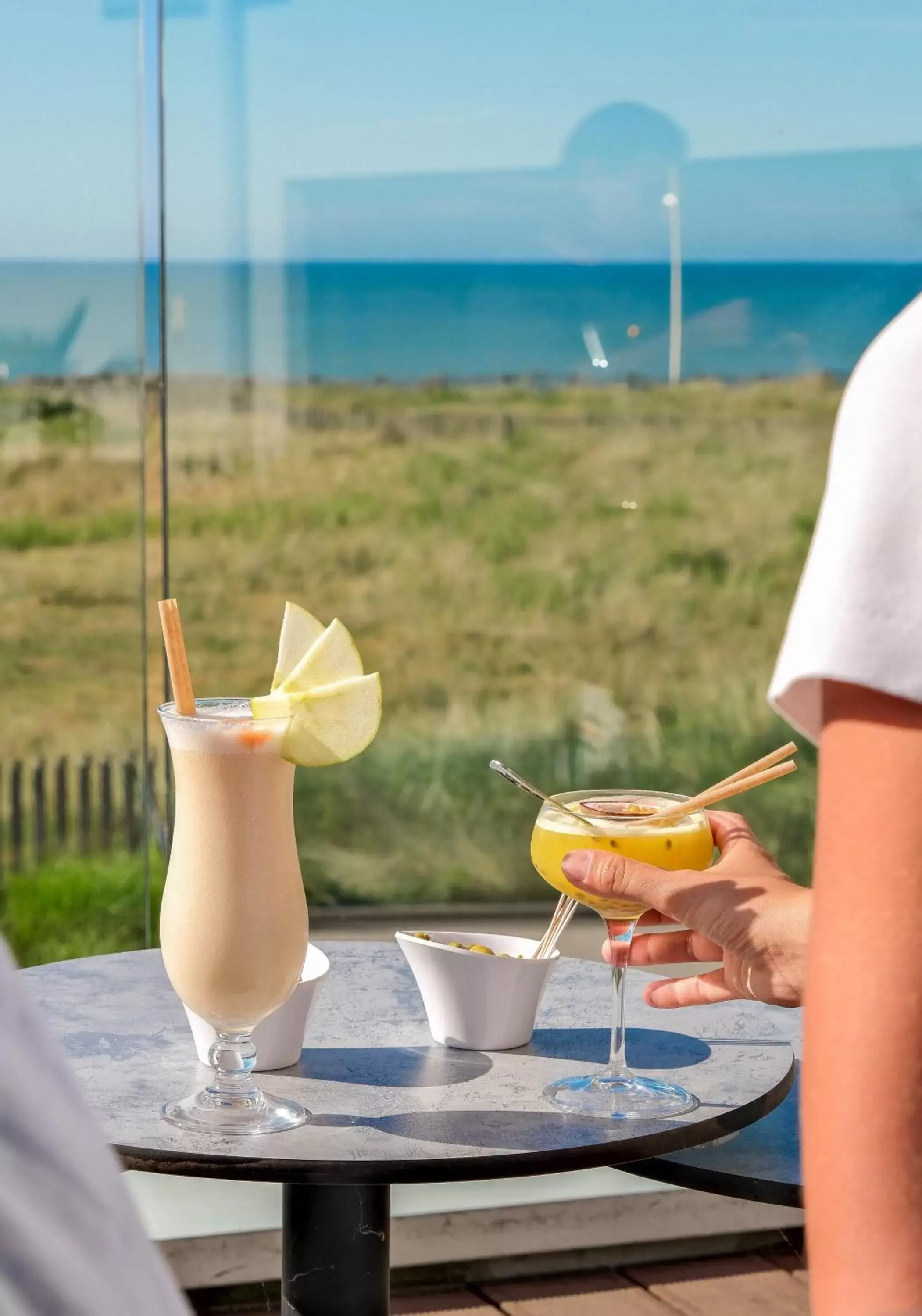 Lounge or bar in Thalazur Cabourg - Hôtel & Spa