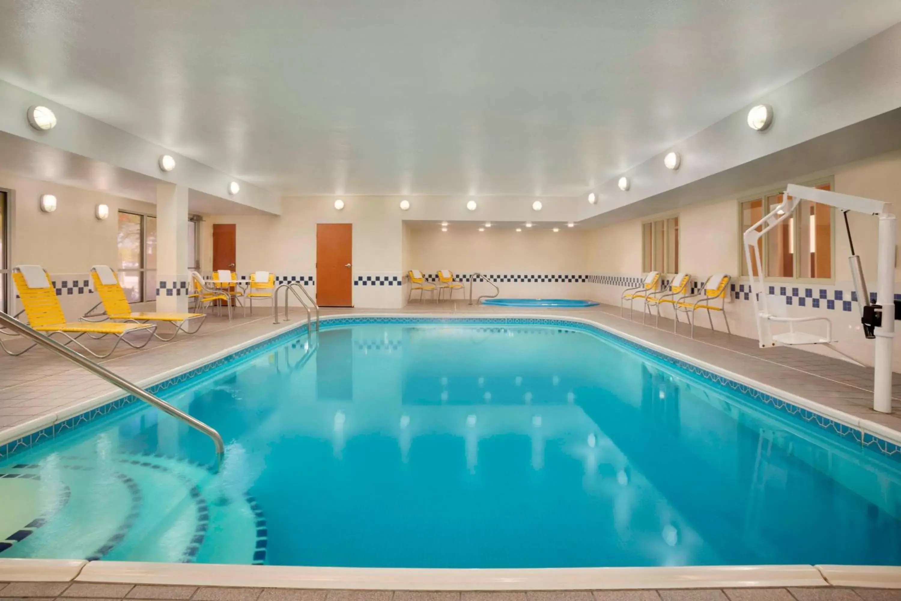 Swimming Pool in Fairfield Inn & Suites Fort Worth University Drive