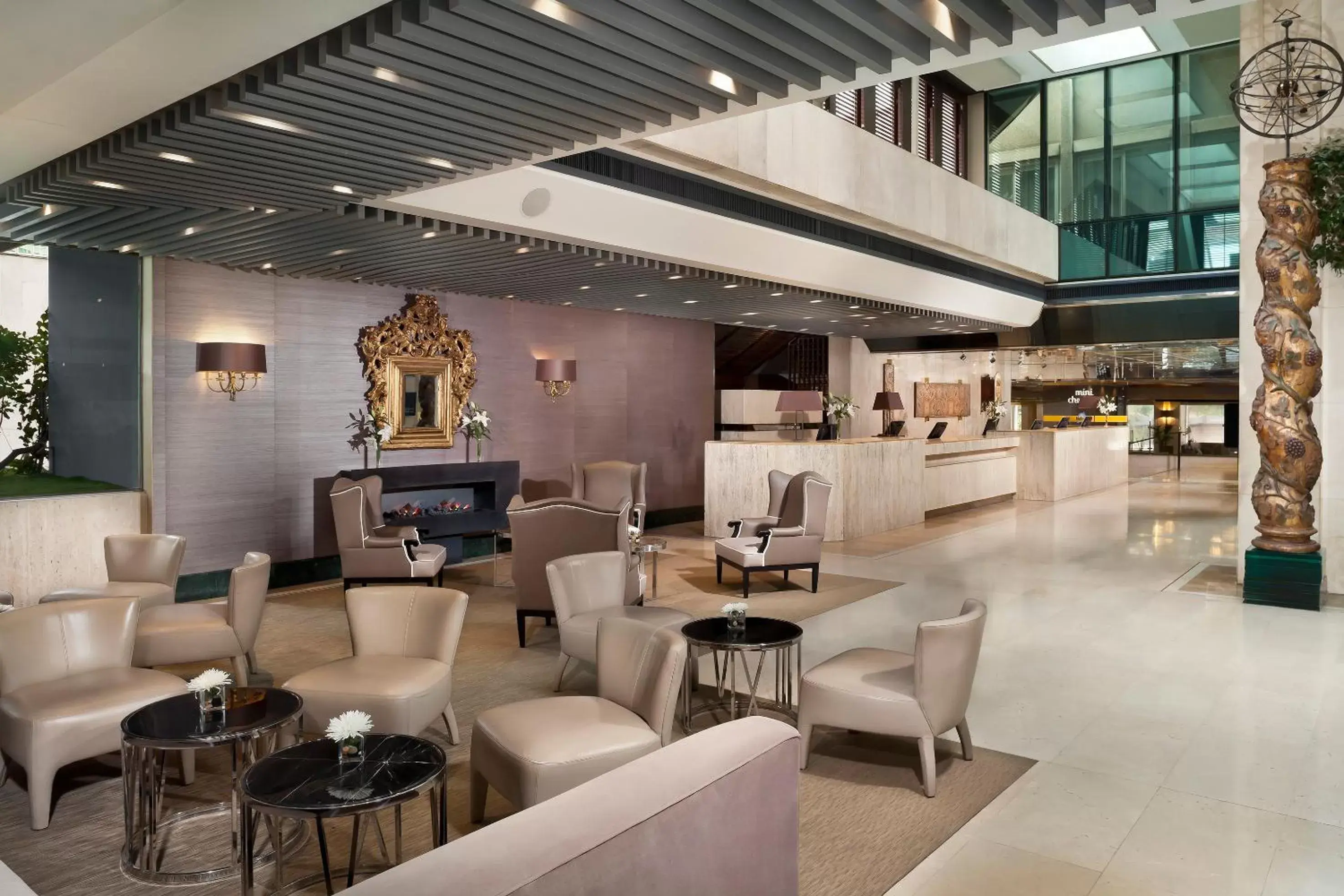 Lobby or reception, Restaurant/Places to Eat in Melia Castilla