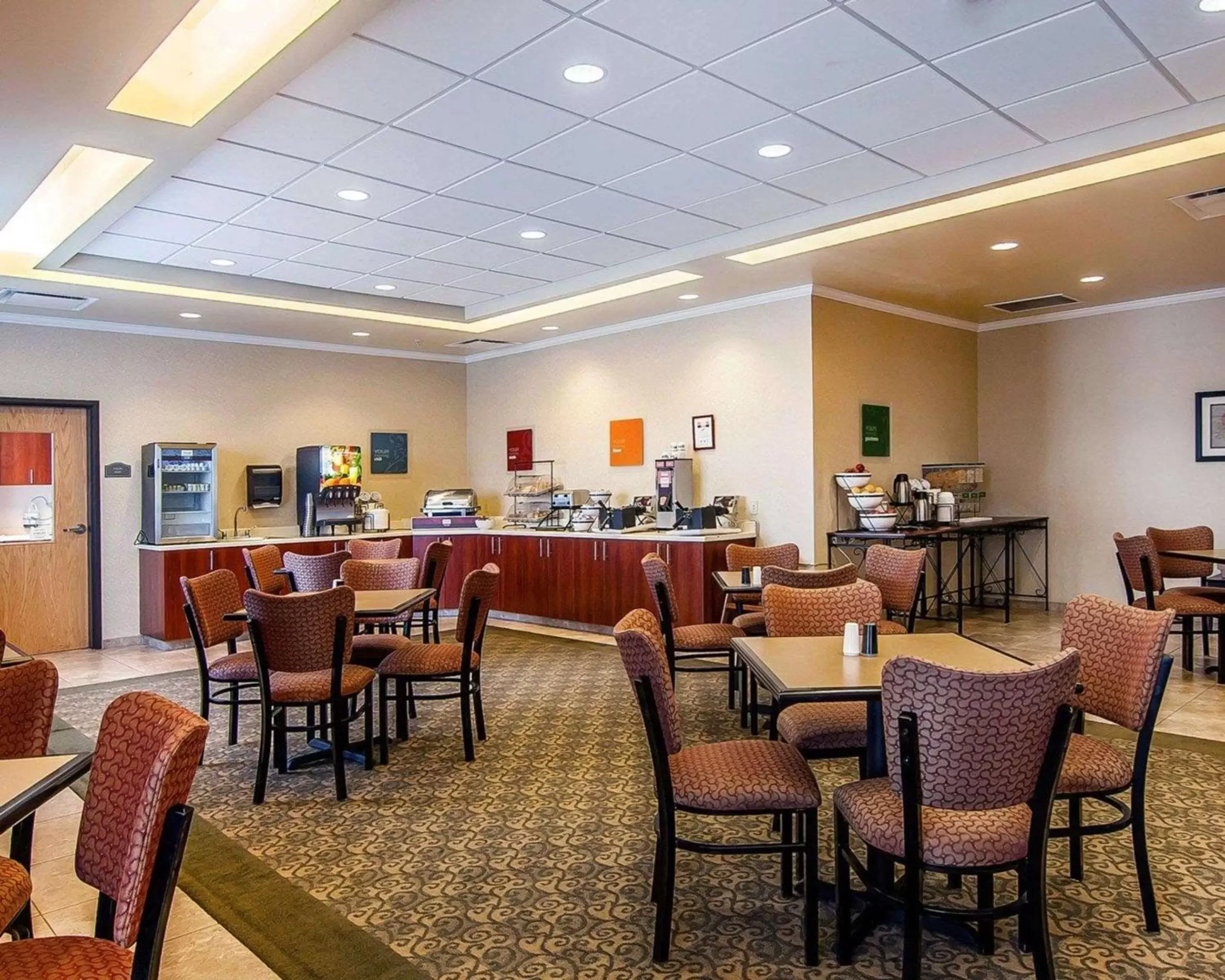 Restaurant/Places to Eat in Comfort Inn & Suites Creswell