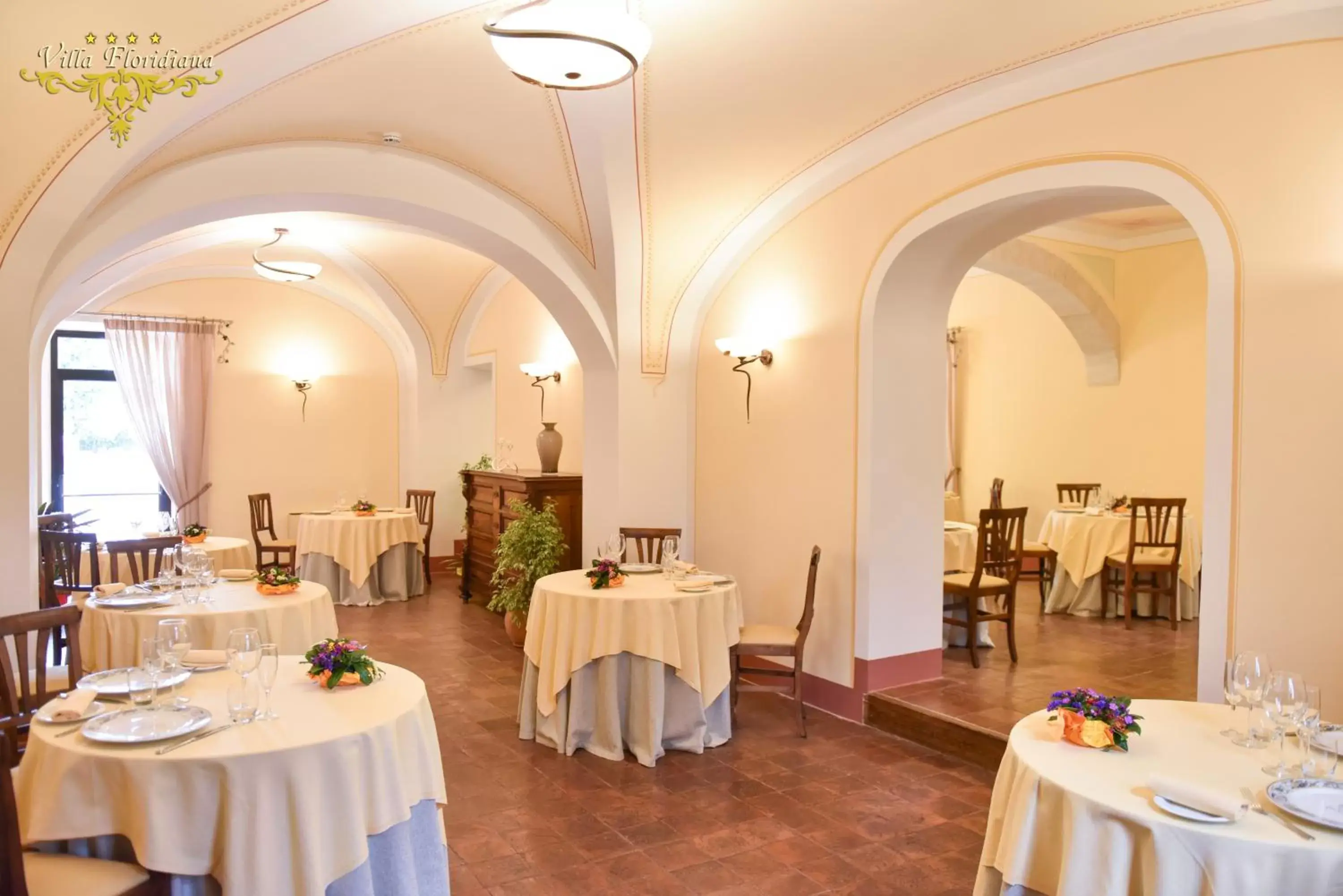 Restaurant/Places to Eat in Villa Floridiana