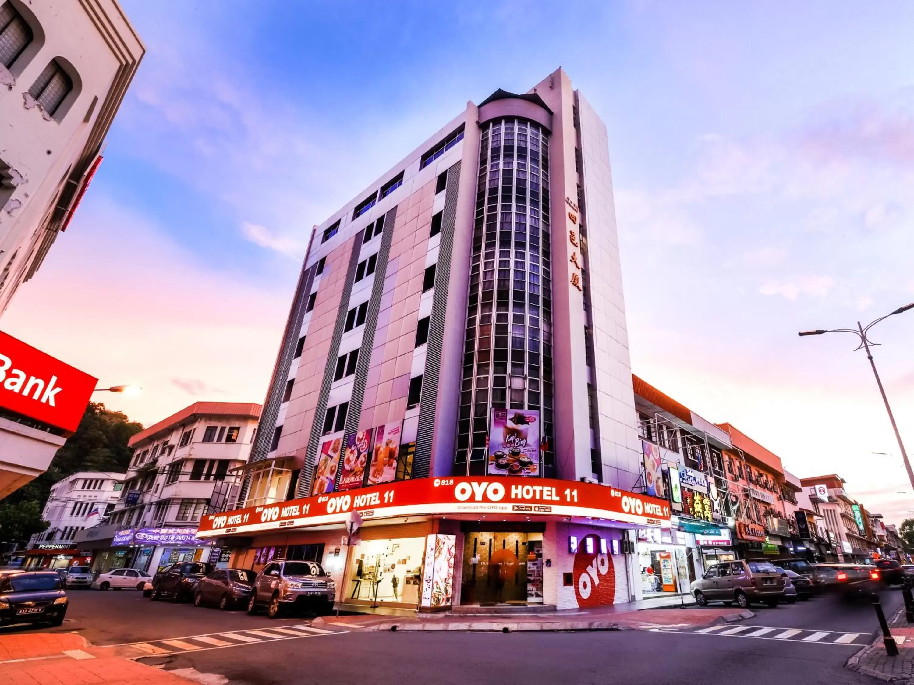 Facade/entrance, Property Building in OYO 818 Hotel 11