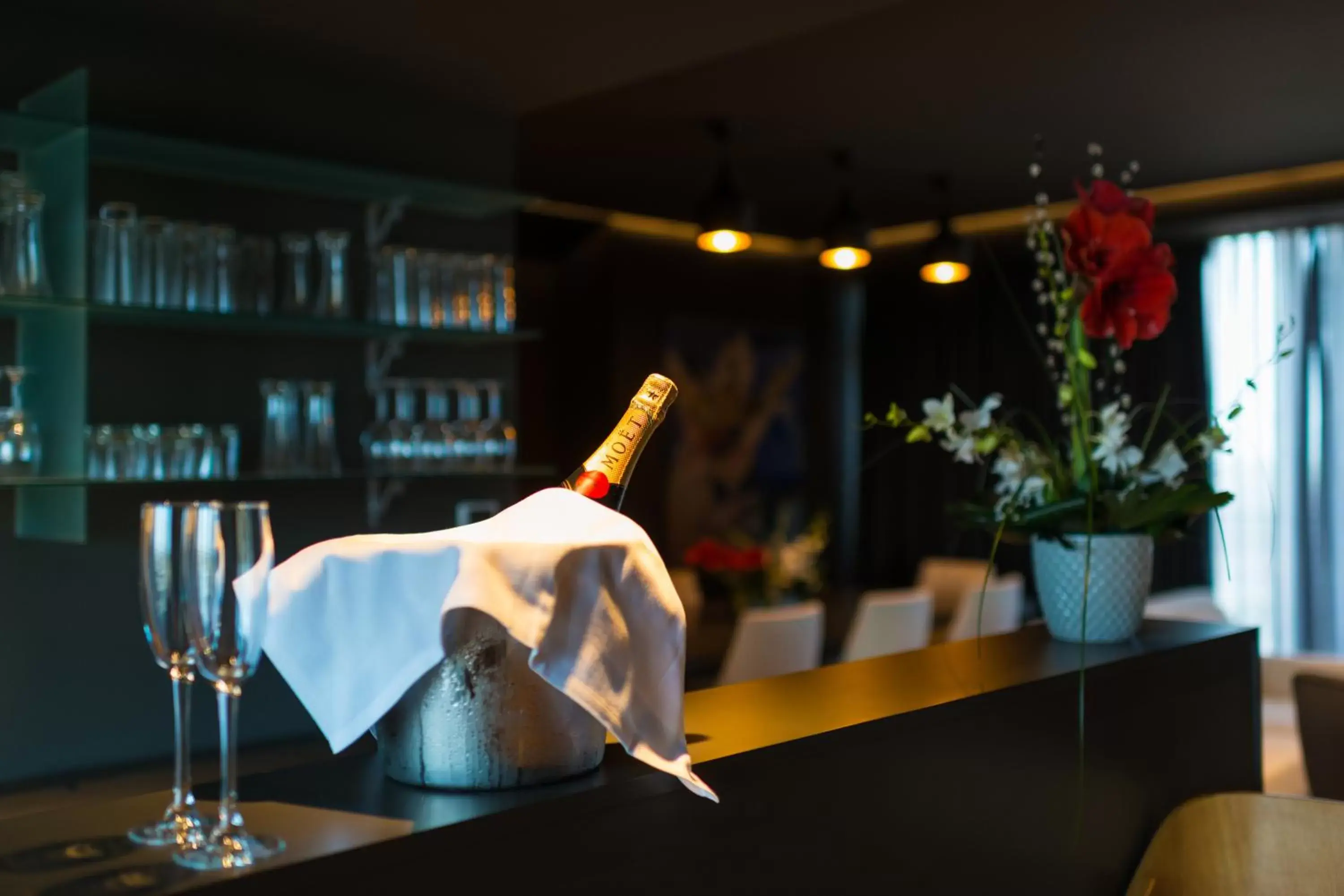 Lounge or bar in Radisson Hotel Dakar Diamniadio Lounge or bar in Radisson Hotel Dakar Diamniadio