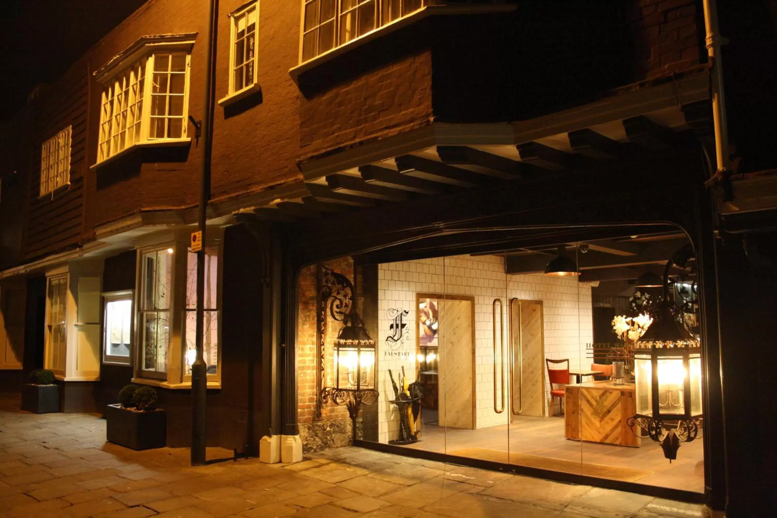 Facade/entrance in The Falstaff in Canterbury