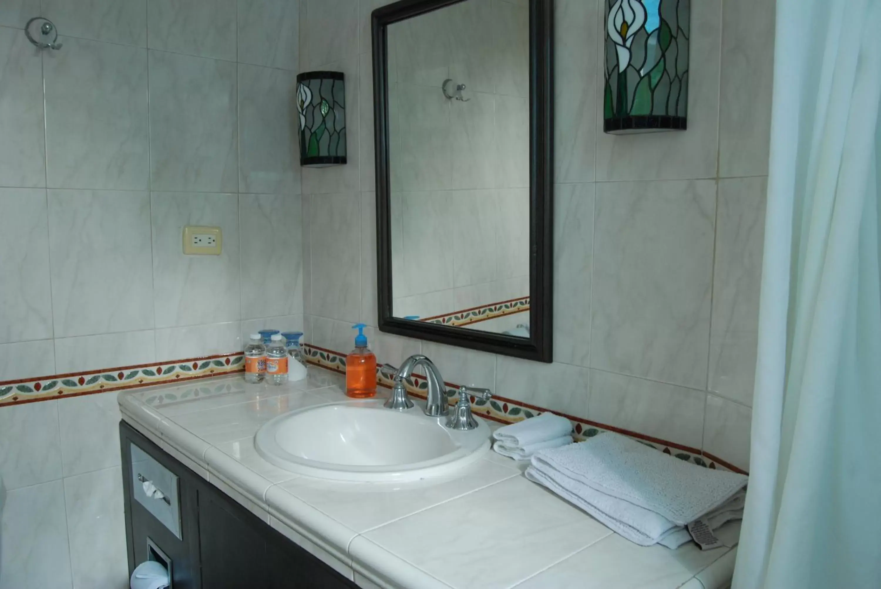 Toilet, Bathroom in Hotel Villas Las Anclas